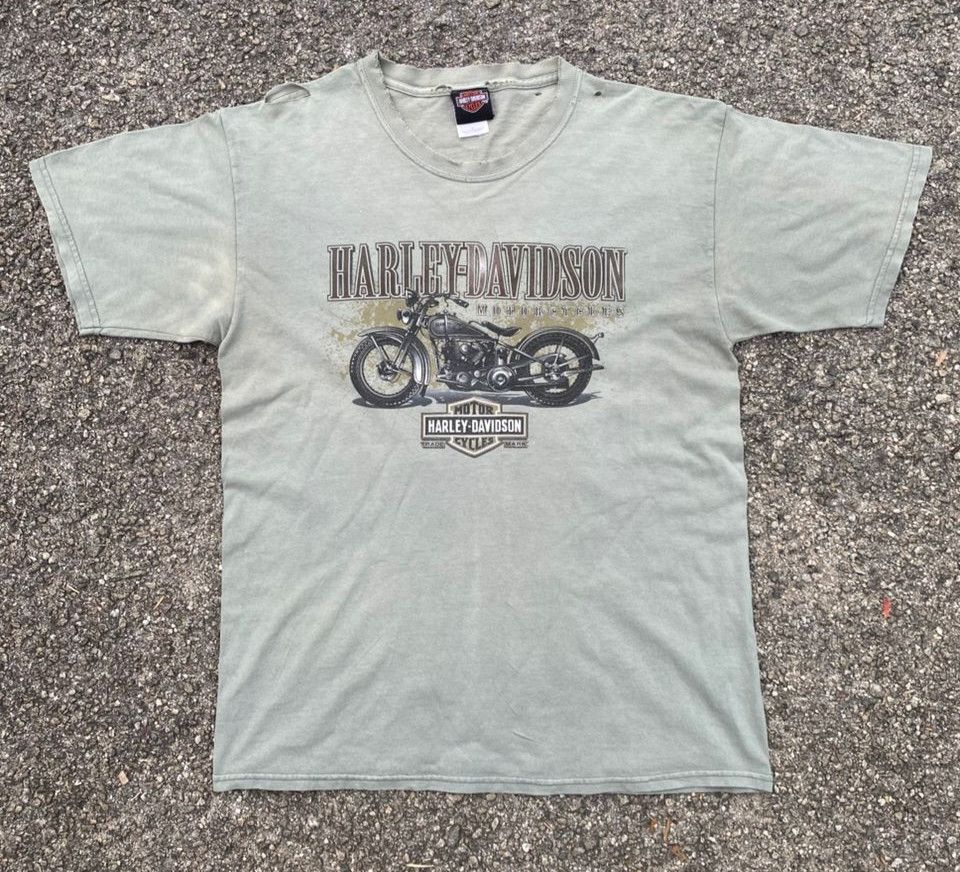 Harley Davidson Vintage Harley Davidson Motorcycles Distressed Tshirt Size US L / EU 52-54 / 3 - 1 Thumbnail