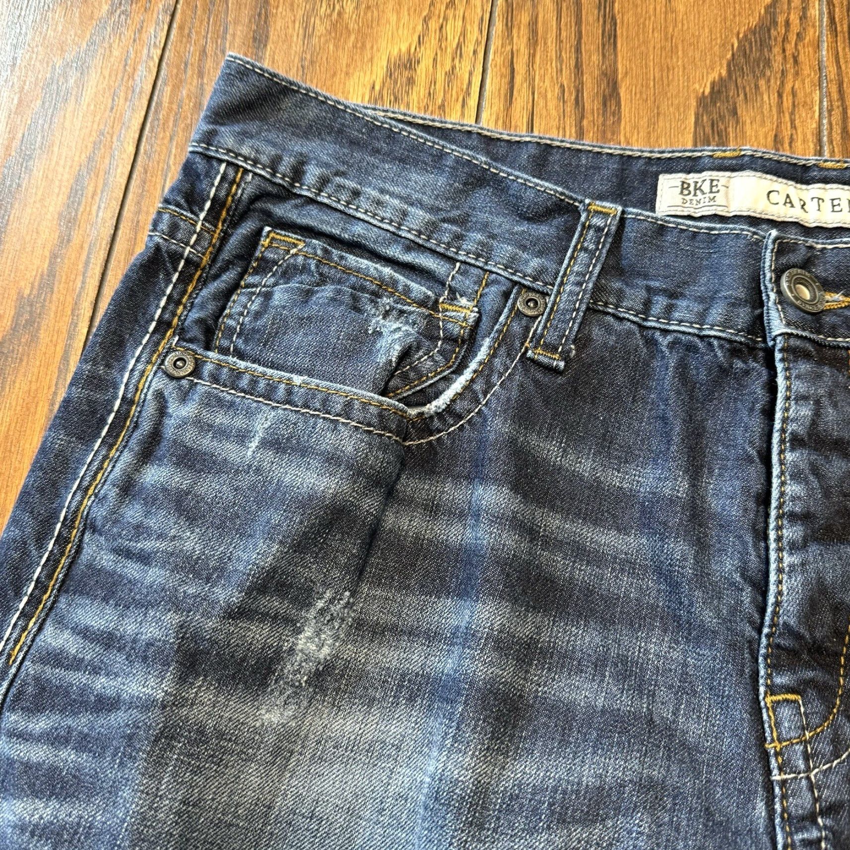 Vintage BKE Carter Jeans 35x33 Dark Wash Blue Denim Distressed Thick Stitch Straight Regular Mens Jeans Size US 28 / EU 44 - 6 Thumbnail