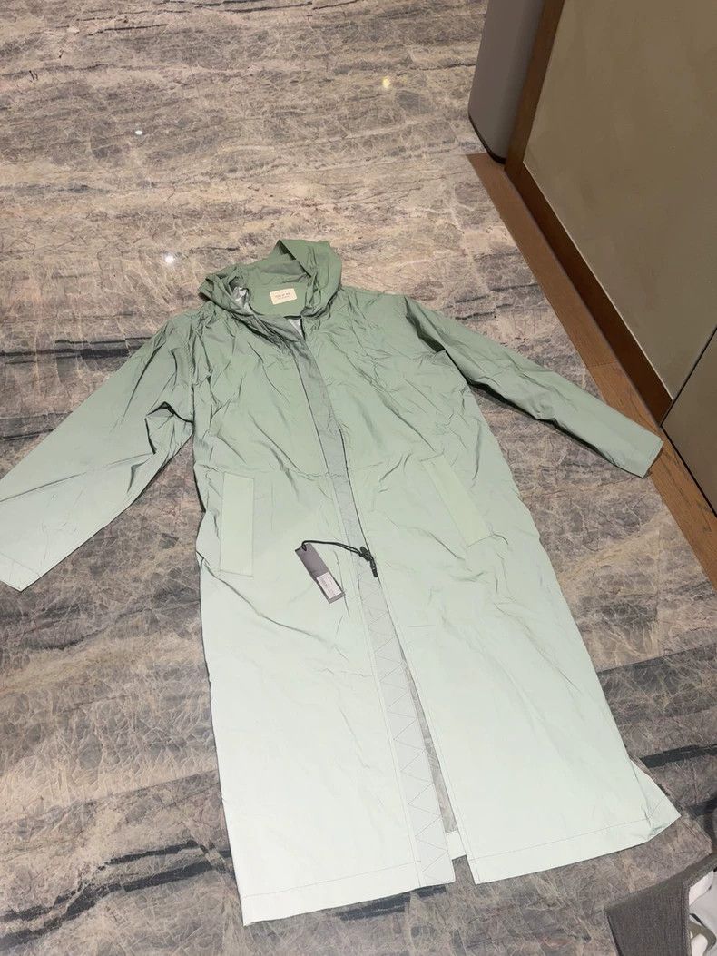 Fear of God Fear of God Green reflective raincoat Size US M / EU 48-50 / 2 - 2 Thumbnail