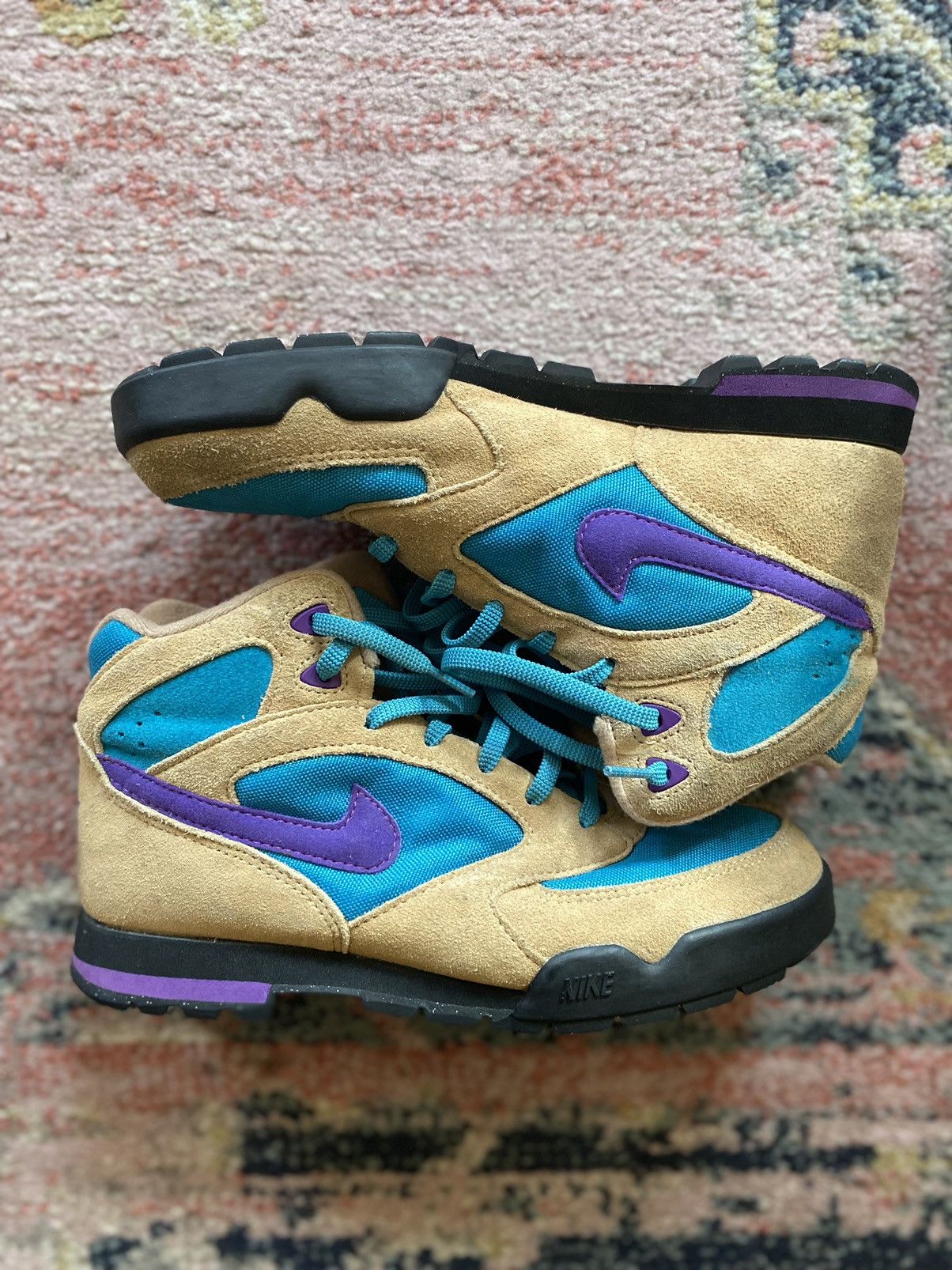 image of Women’S 90’S Nike Acg Hiking Boots in Brown, Women's (Size 8.5)