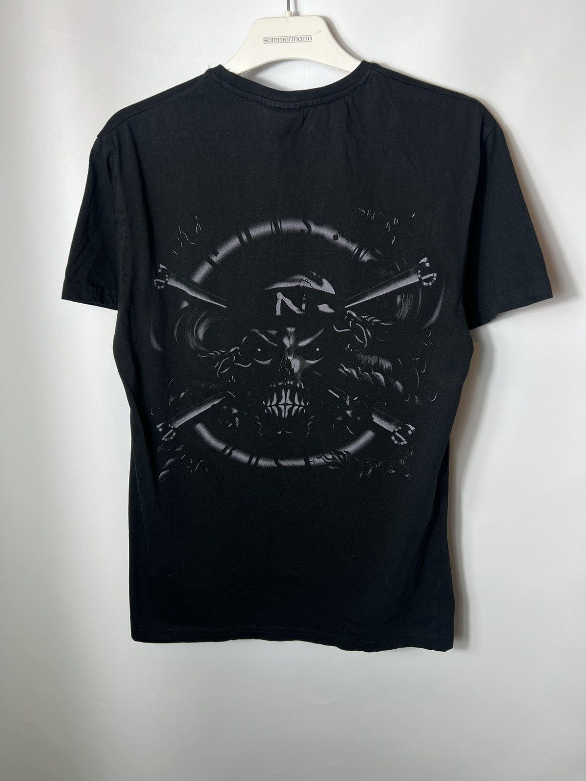 Guns N' Roses Vintage streetwear Band Rock Tour Guns N Roses T-shirt Size US M / EU 48-50 / 2 - 4 Thumbnail