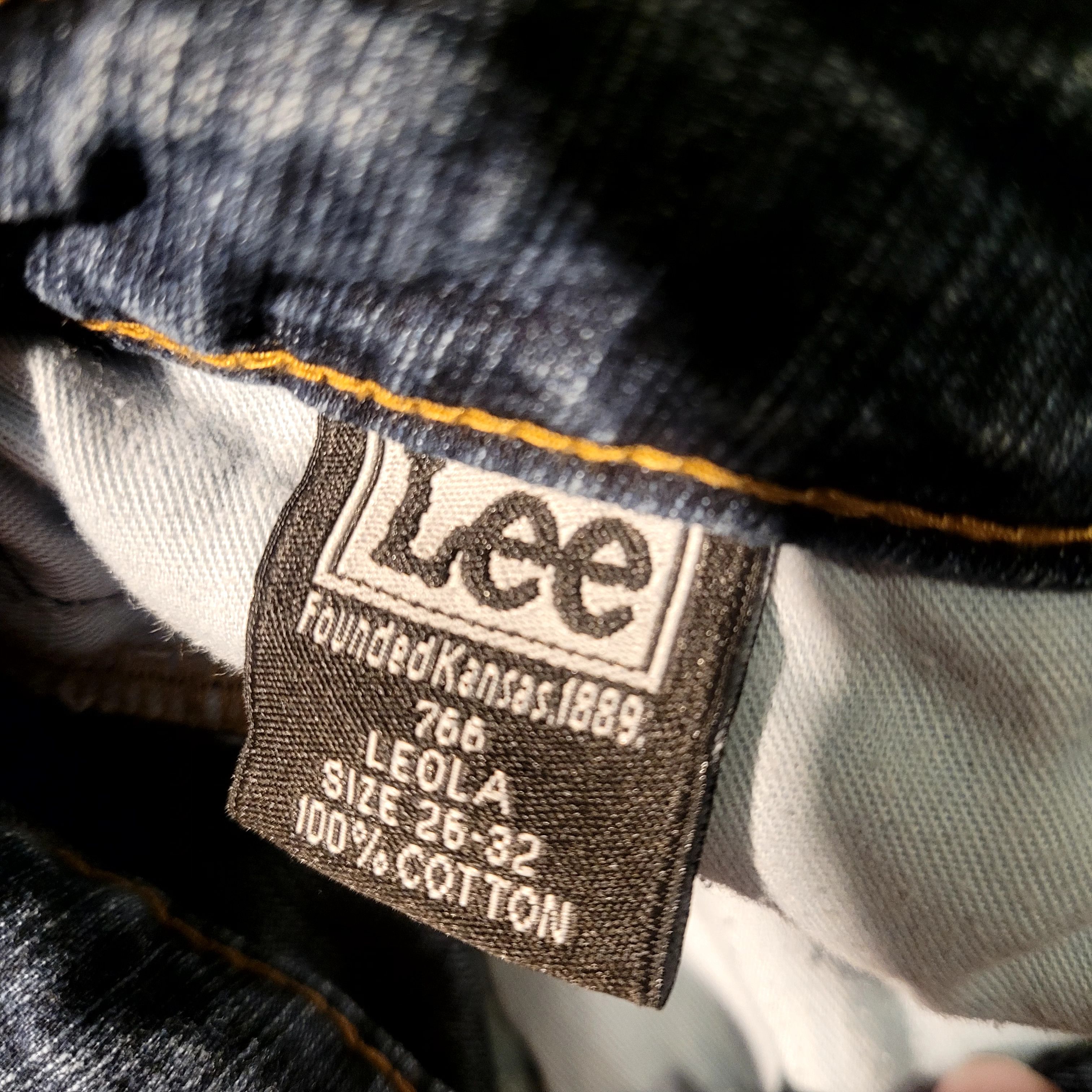 Lee Womens Vintage 90s LEE bell bottom denim jeans Size 26" / US 2 / IT 38 - 7 Thumbnail