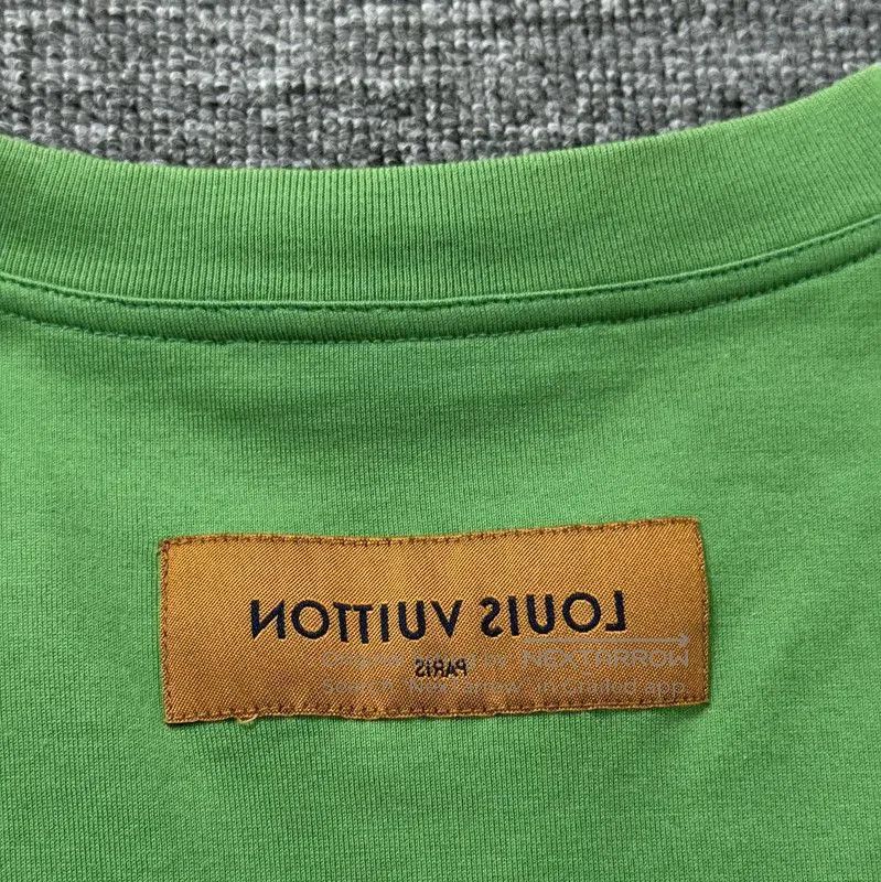 Louis Vuitton Louis Vuitton Green Cotton Men's T-Shirt . Size US L / EU 52-54 / 3 - 8 Thumbnail