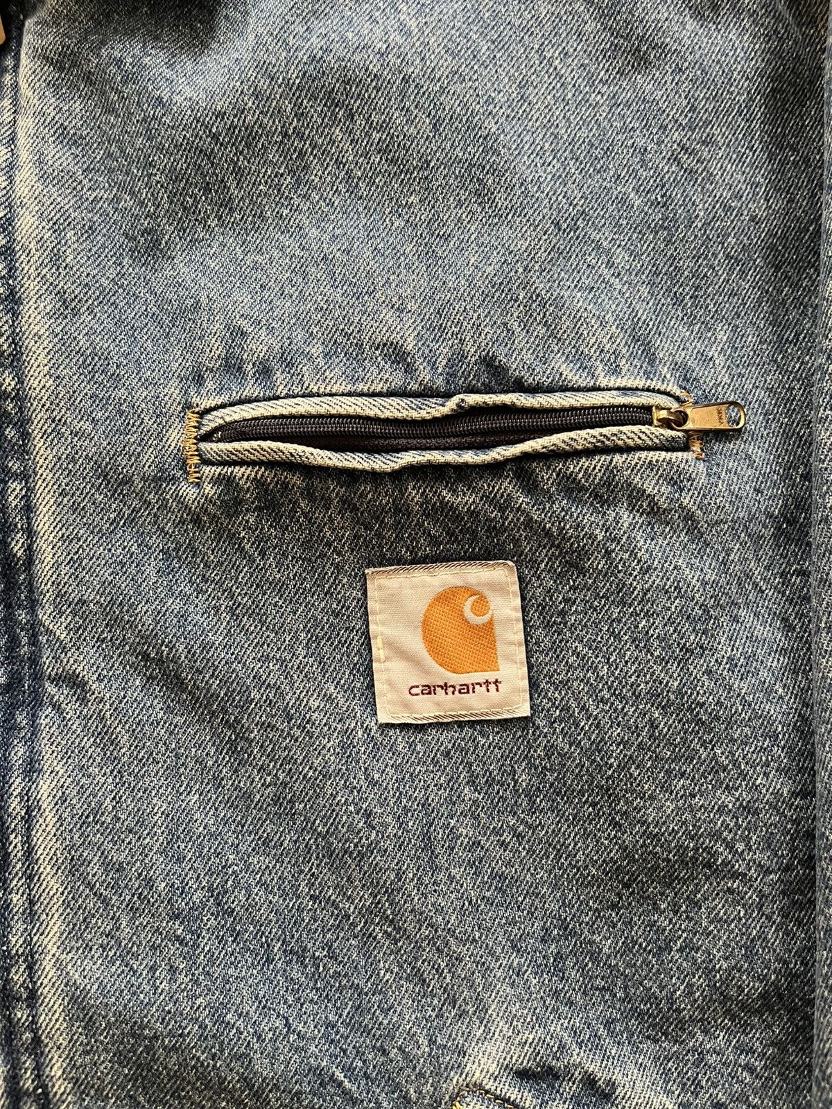 Carhartt Vintage Carhartt Detroit Jacket Light Wash Denim J110 DST Size US XL / EU 56 / 4 - 5 Thumbnail