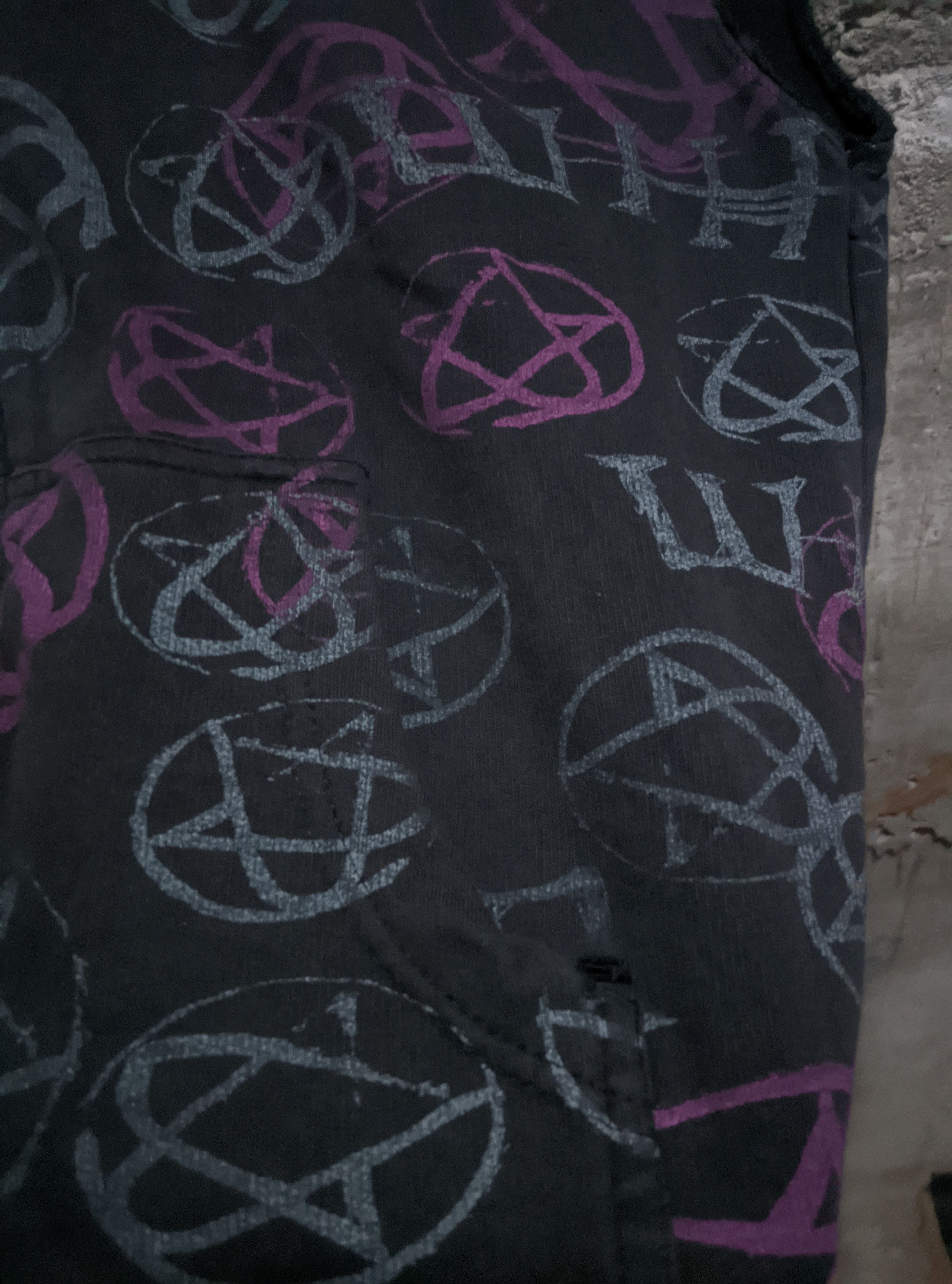 Band Tees Vintage 2000s him goth aop bam margera thrashed distressed Size US M / EU 48-50 / 2 - 10 Thumbnail