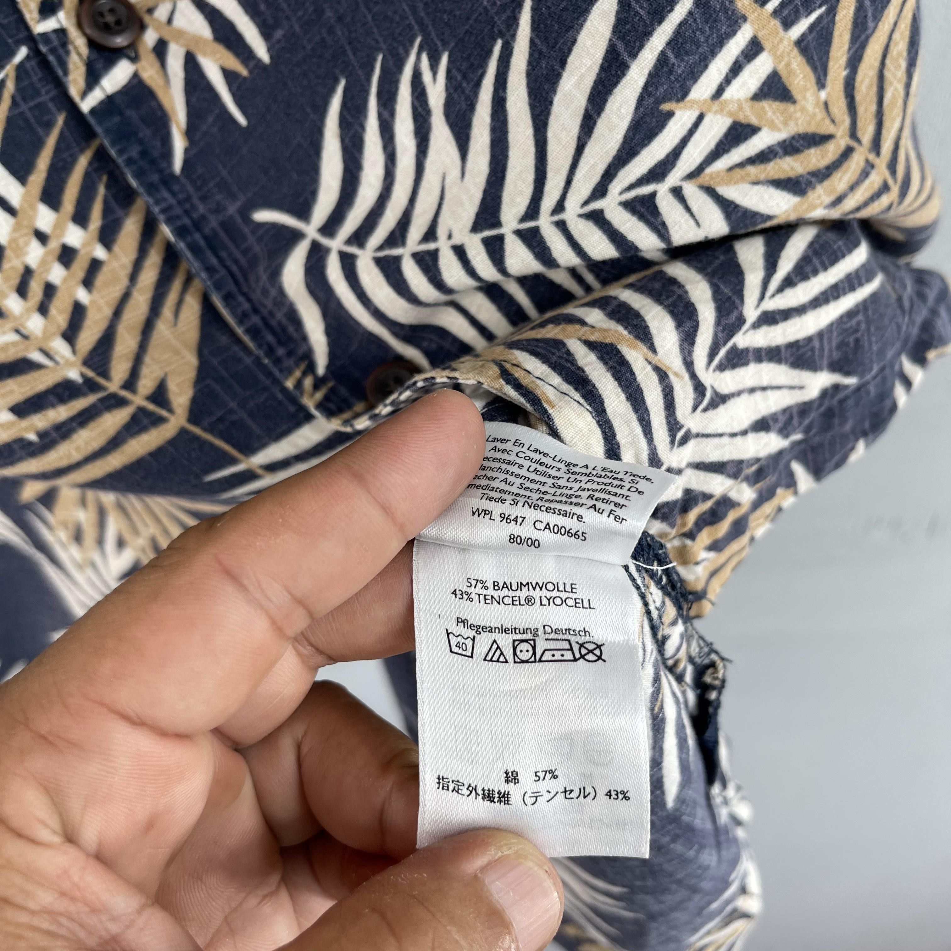 Eddie Bauer Vintage EDDIE BAUER Abstract Floral Motive Hawaii Shirt Size US XL / EU 56 / 4 - 7 Thumbnail