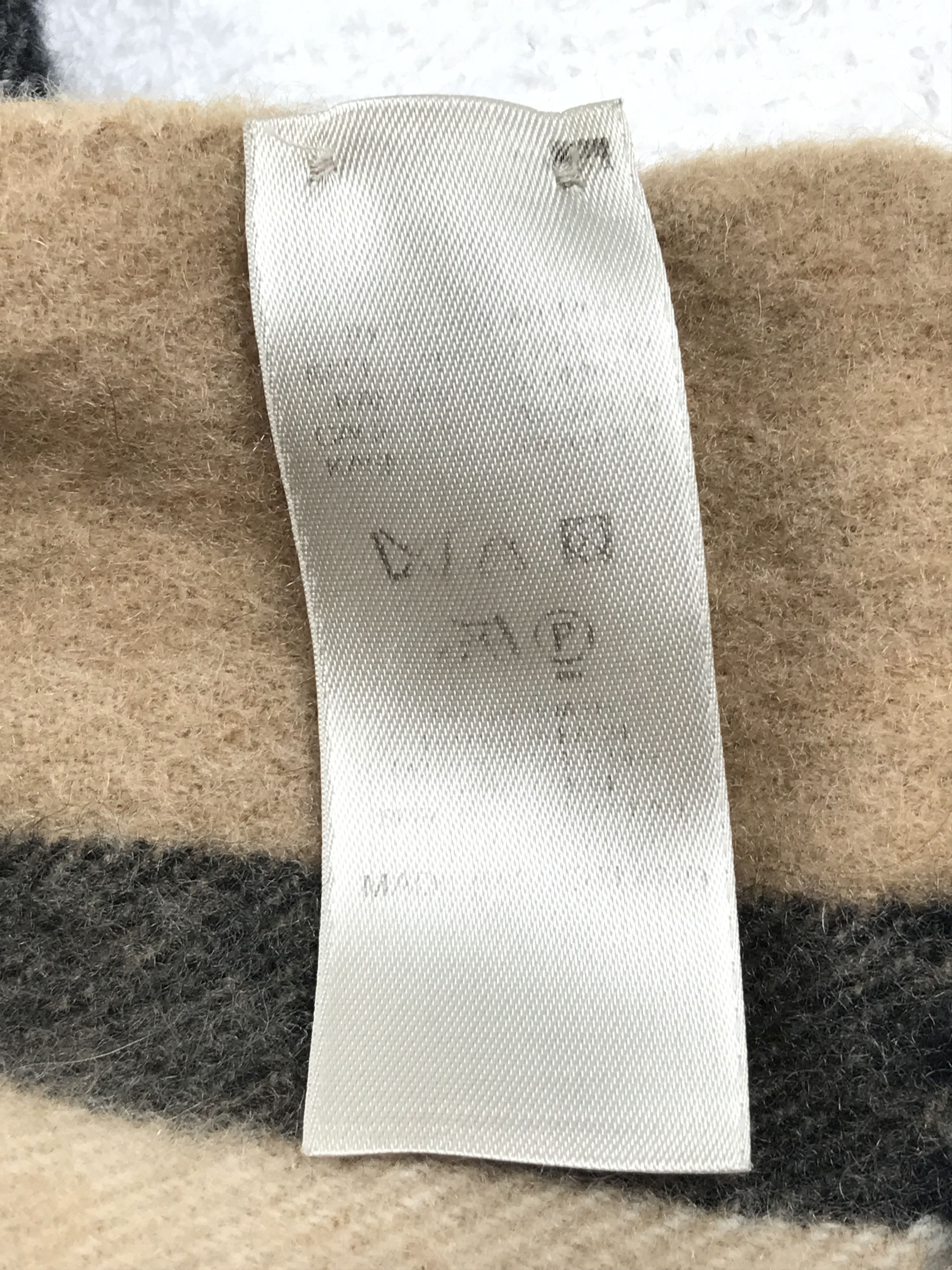 Burberry × Vintage Vintage Burberry Scarf Muffler Wool Cashmere Novacheck Size ONE SIZE - 7 Thumbnail
