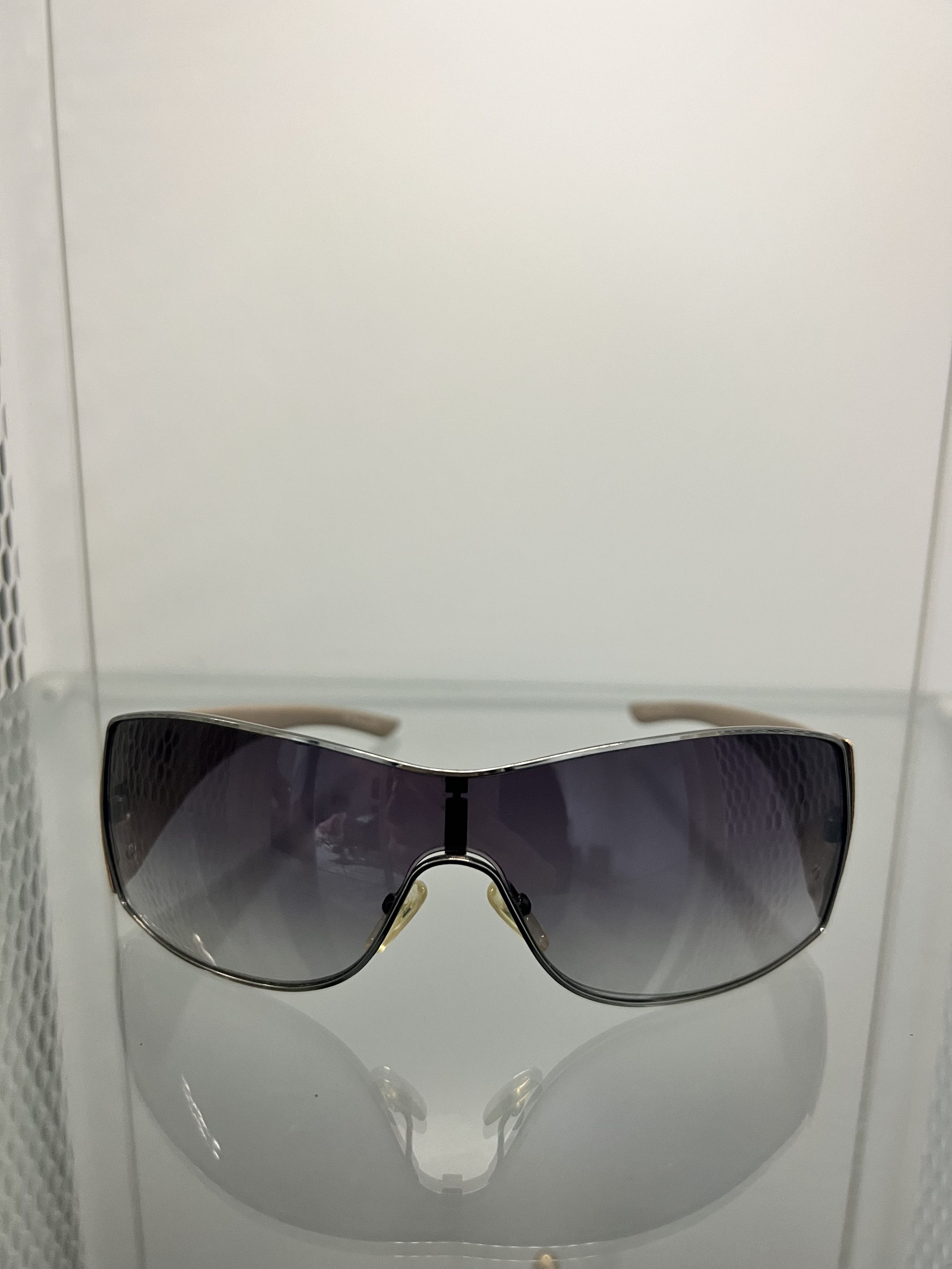 Dior Dior gold sunglasses Size ONE SIZE - 6 Thumbnail