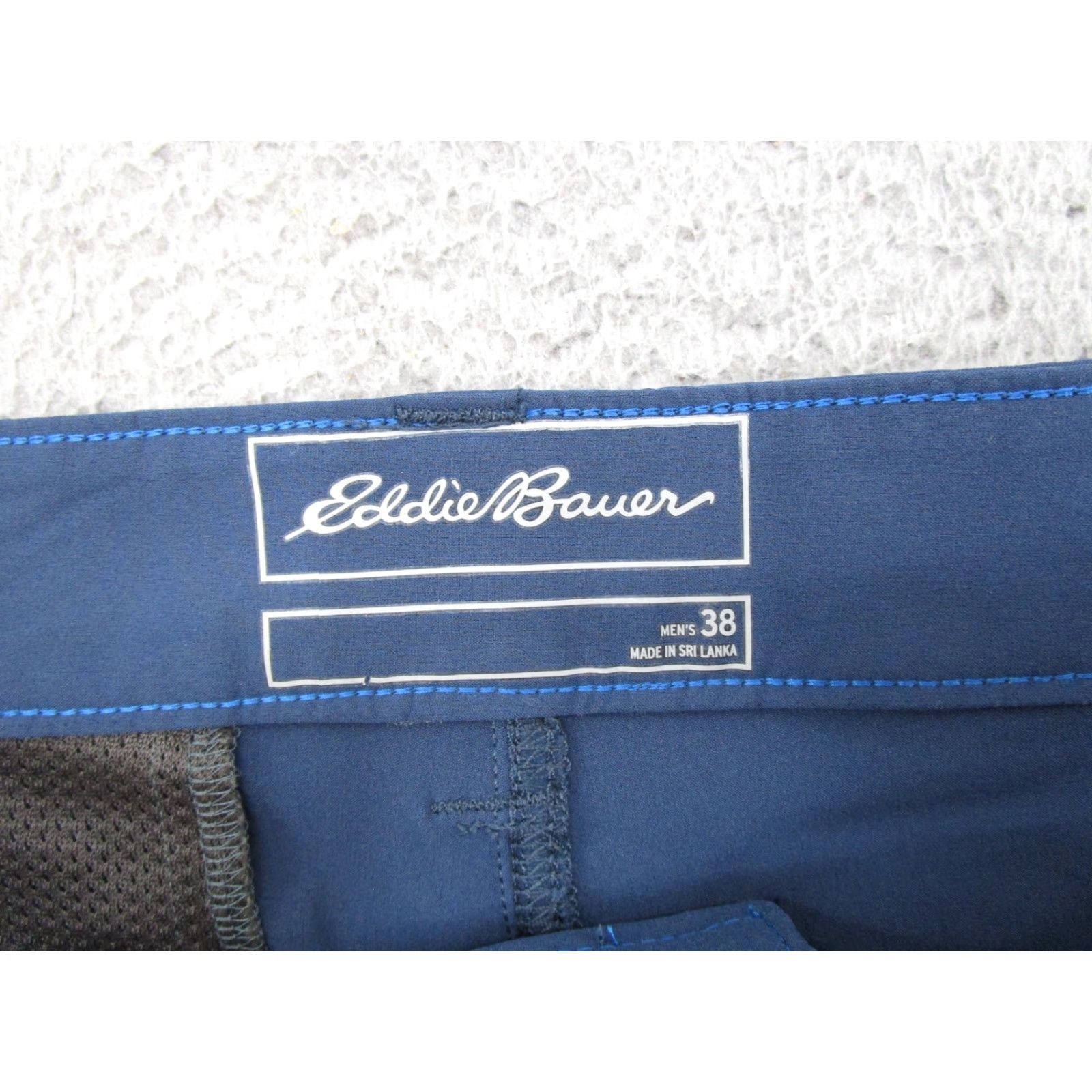 Eddie Bauer Eddie Bauer Cargo Shorts Mens Size 38 Blue Stretch Outdoors Front Flat Pocket Canvas Regular Inseam 6 in Summer Spring Fall Vintage: No Size US 38 / EU 54 - 2 Thumbnail