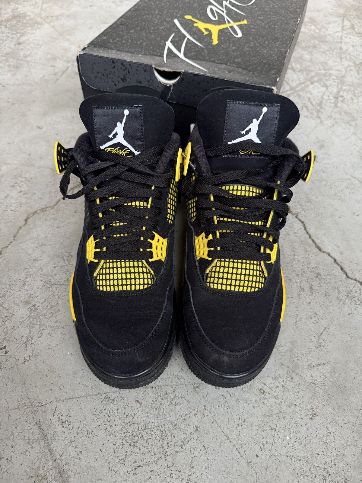 Jordan Brand Jordan 4 Thunder Size US 12 / EU 45 - 2 Thumbnail