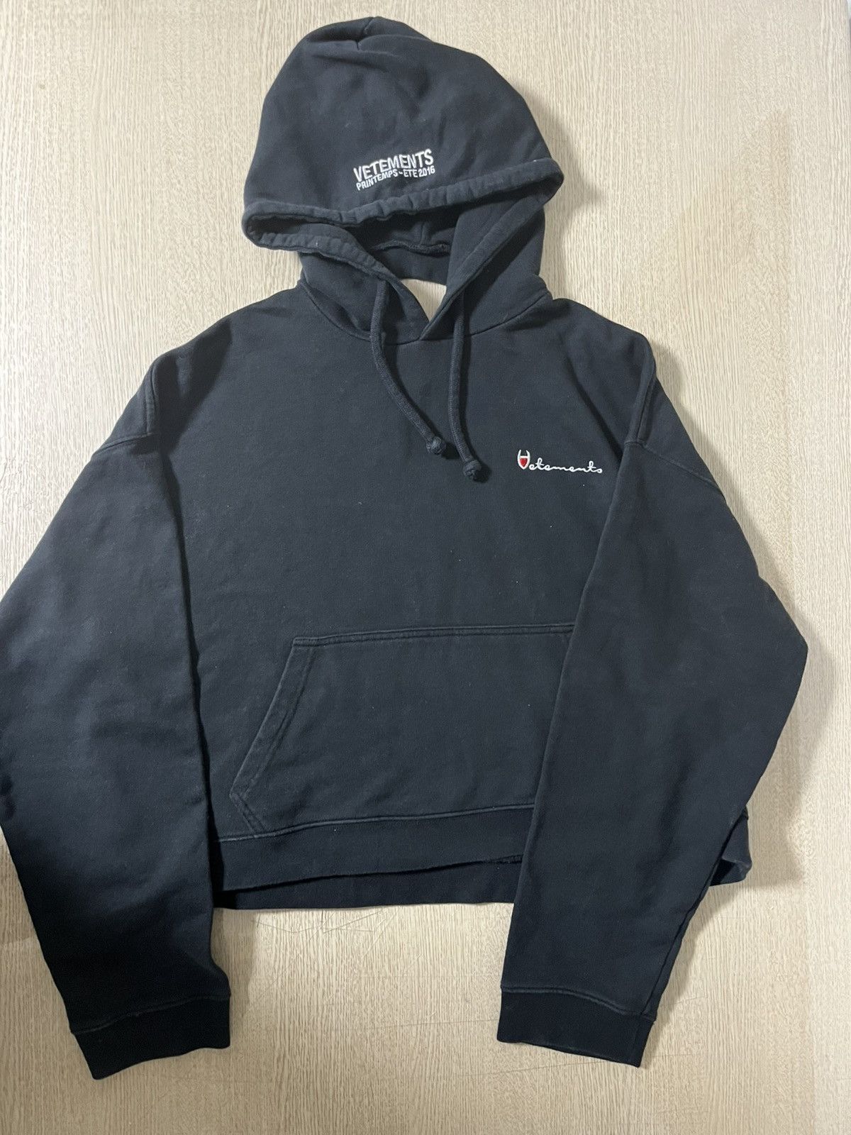 Vetements Vetements ss16 Reversible metal logo crop oversized hoodie Size US XS / EU 42 / 0 - 1 Thumbnail