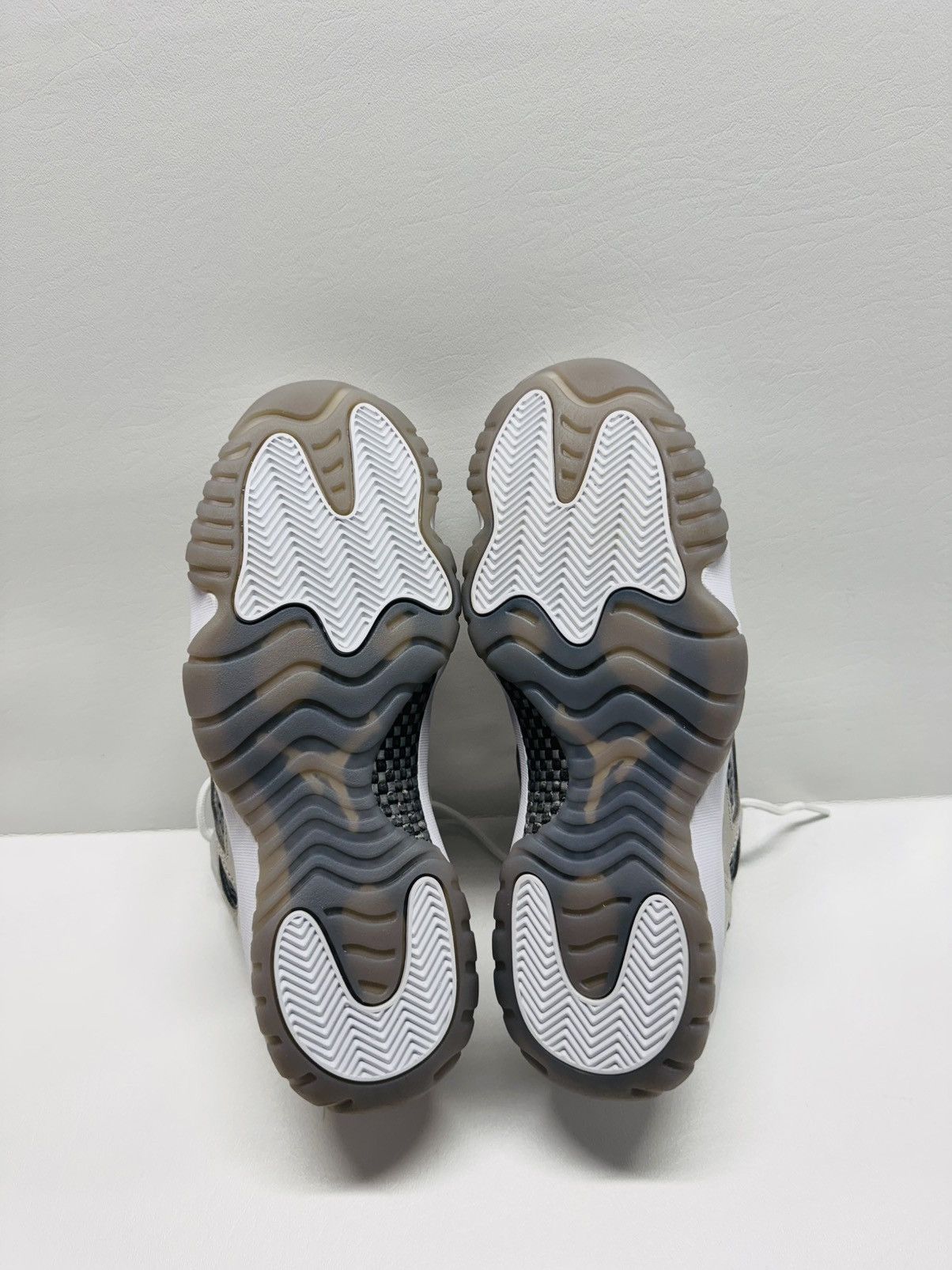 Jordan Brand Air Jordan 11 Retro Low IE Light Orewood Brown Neutral Grey Size US 10.5 / EU 43-44 - 6 Thumbnail