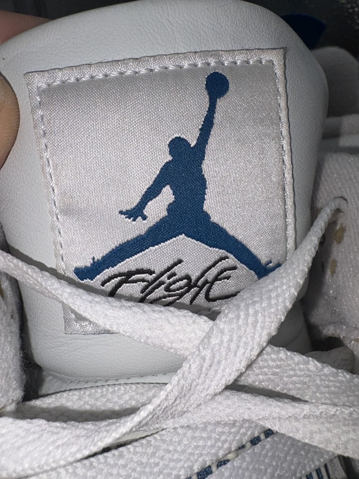 Jordan Brand Jordan 4 Military Blue Size US 10 / EU 43 - 4 Thumbnail