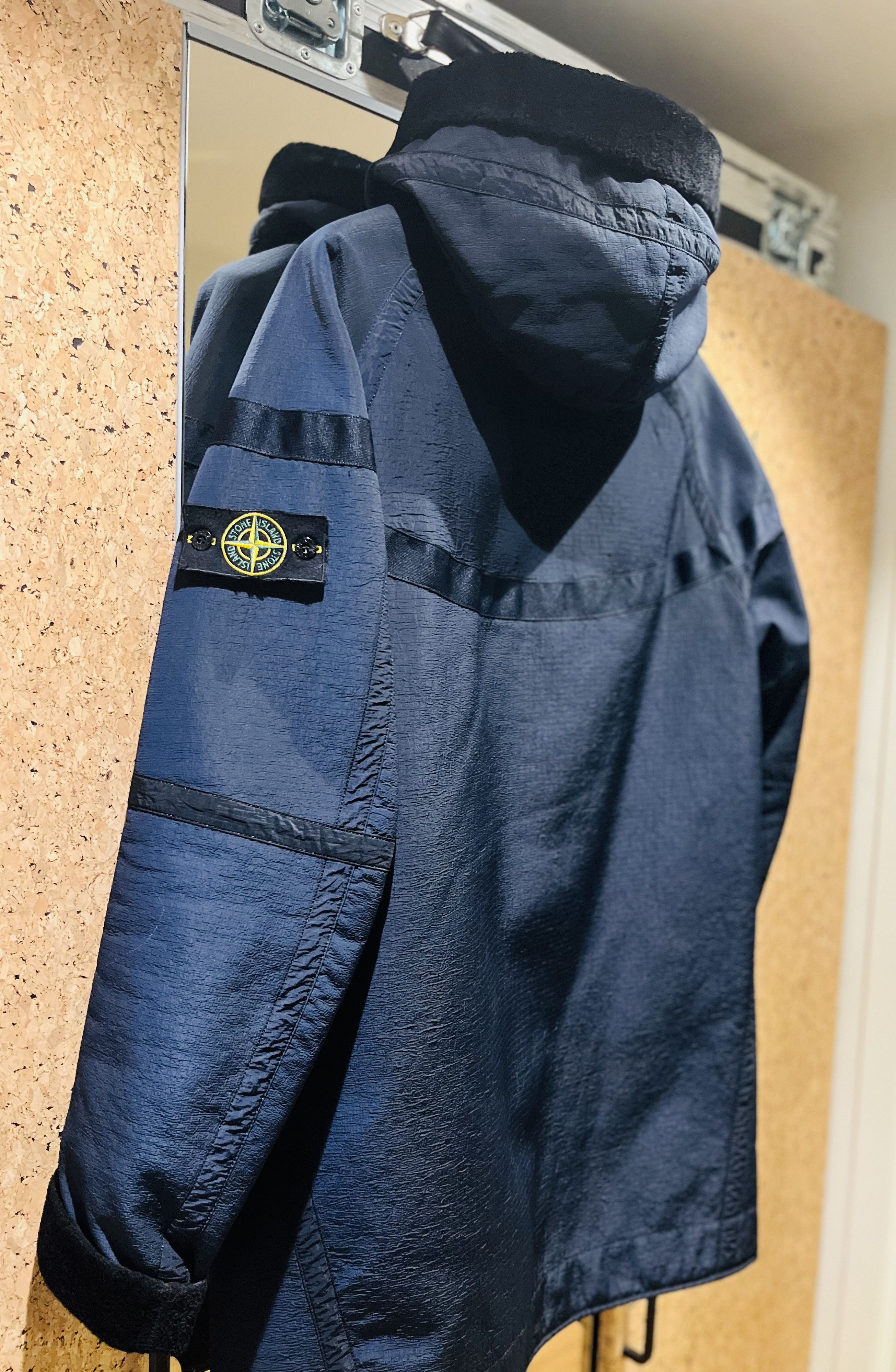 windrunner stone island