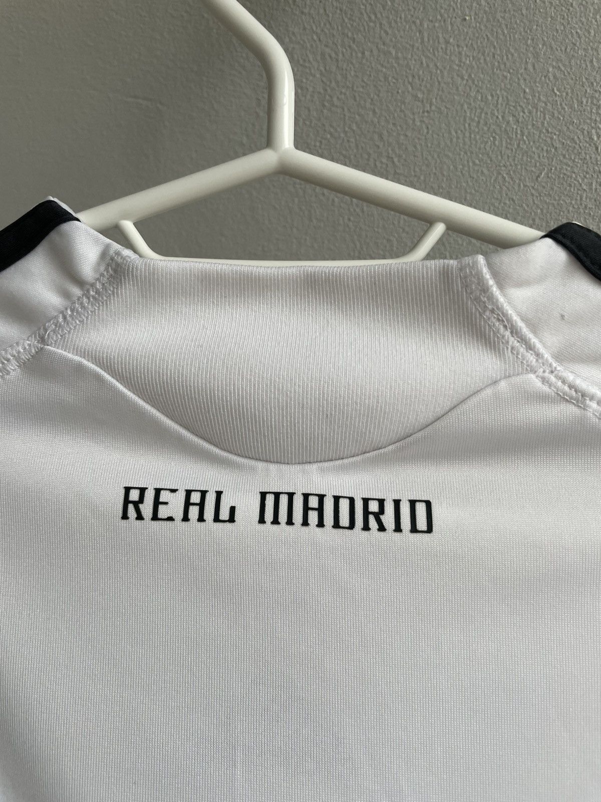 Adidas Real Madrid 2009 2010 Home Football Jersey Soccer Shirt Size US M / EU 48-50 / 2 - 24 Thumbnail
