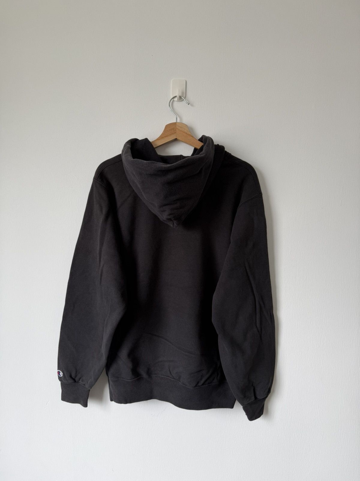 Champion THRASHED Vintage Champion Reverse Weave Hoodie Size US M / EU 48-50 / 2 - 7 Thumbnail