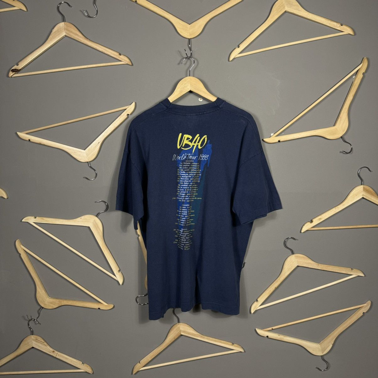 Band Tees × Vintage Vintage 1993 UB40 World Tour T-shirt Size US XL / EU 56 / 4 - 2 Thumbnail