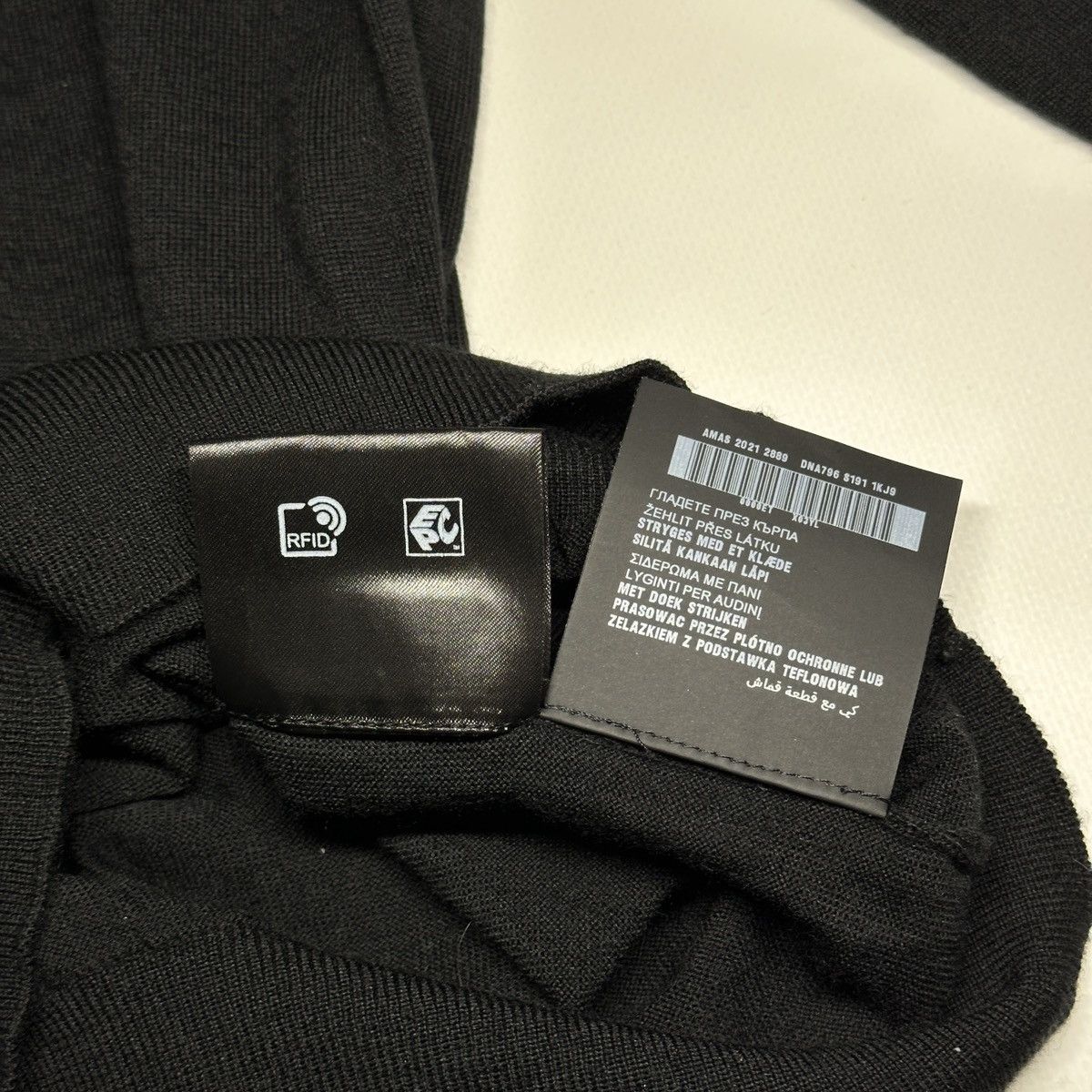 Prada Prada Black Turtleneck Sweater | 100% Lana Wool | Size 50 Size US M / EU 48-50 / 2 - 15 Thumbnail