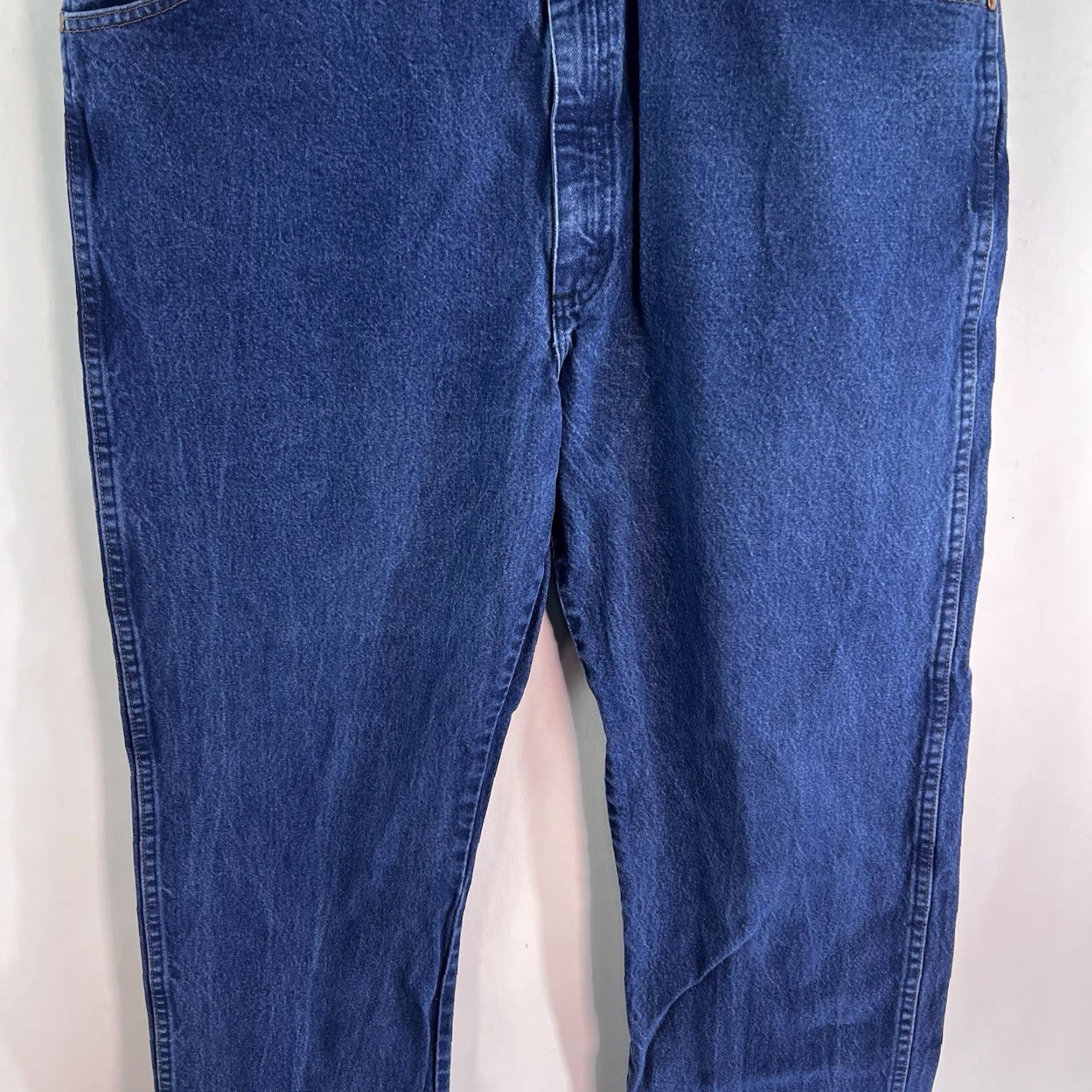 Wrangler VINTAGE Wrangler Jeans Men's Size 46 Blue Denim Straight Leg Relaxed Fit 90s Casual Size US 30 / EU 46 - 3 Thumbnail
