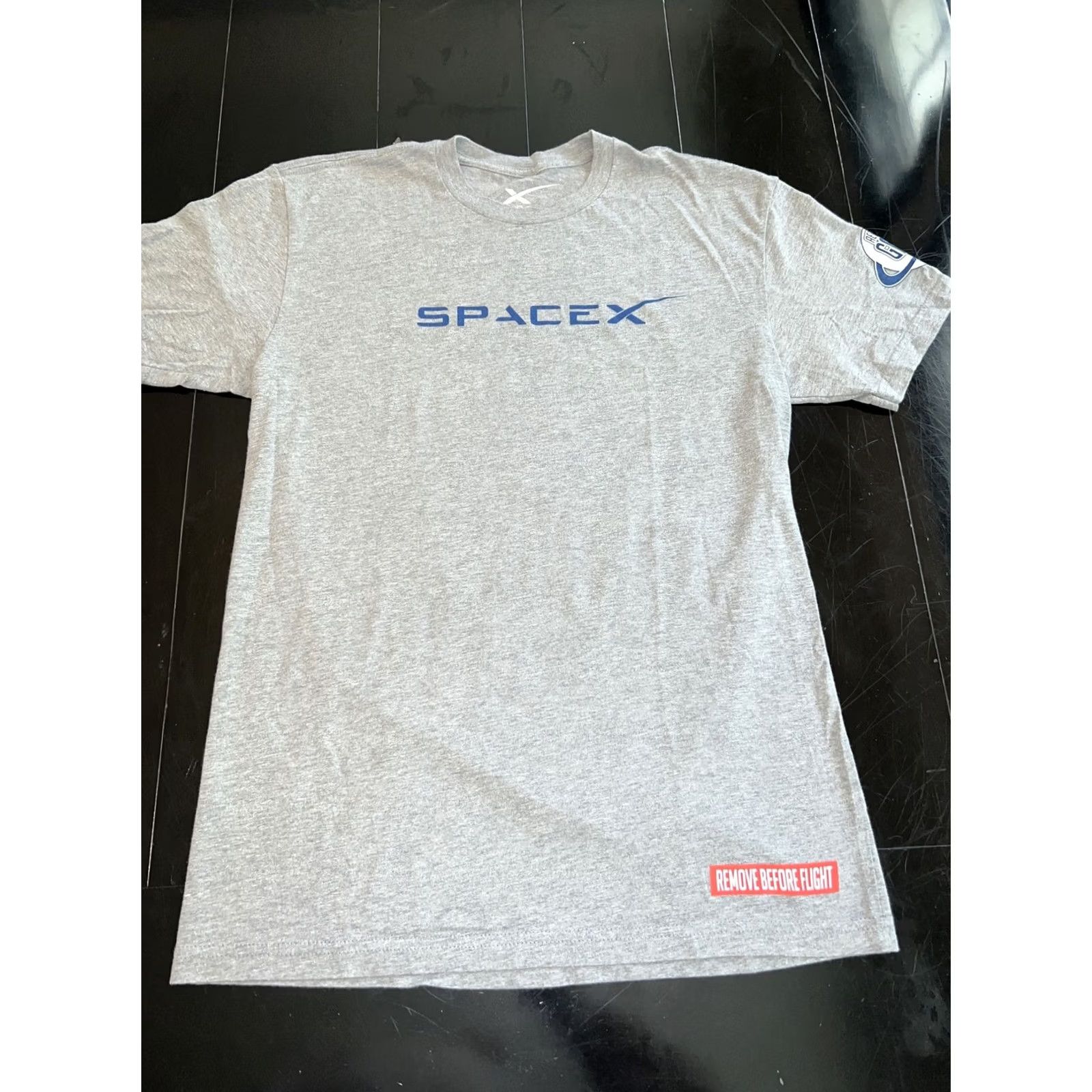 Vintage VINTAGE SpaceX Aerospace Games 2017 Adult Medium Shirt Gray Cotton Crew Neck Short Sleeve Logo Space SpaceX Unisex Adults T-Shirt 2010s Size US M / EU 48-50 / 2 - 5 Thumbnail