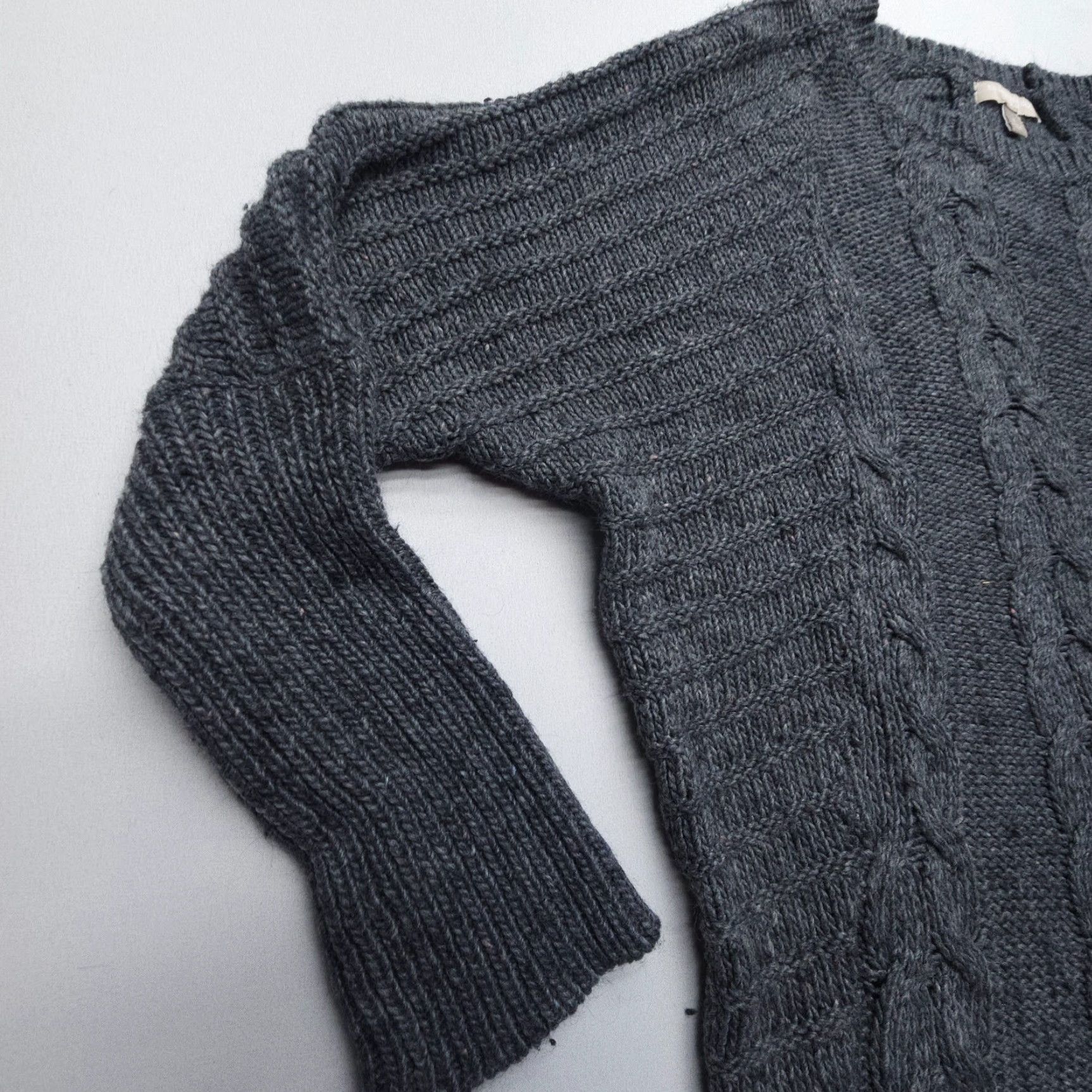 Banana Republic Banana Republic Sweater Womens Large Gray Oversized Cable Knit Wool Blend Knit Size L / US 10 / IT 46 - 5 Thumbnail