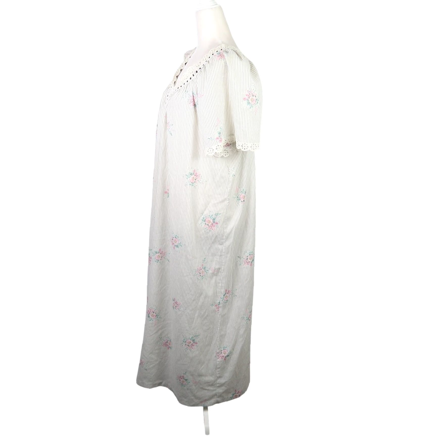 Vintage VINTAGE Maxi Nightgown Dress Cream Black Stripe Floral 80s L Womens Short Sleeve Bohemian Dress Size L / US 10 / IT 46 - 3 Thumbnail