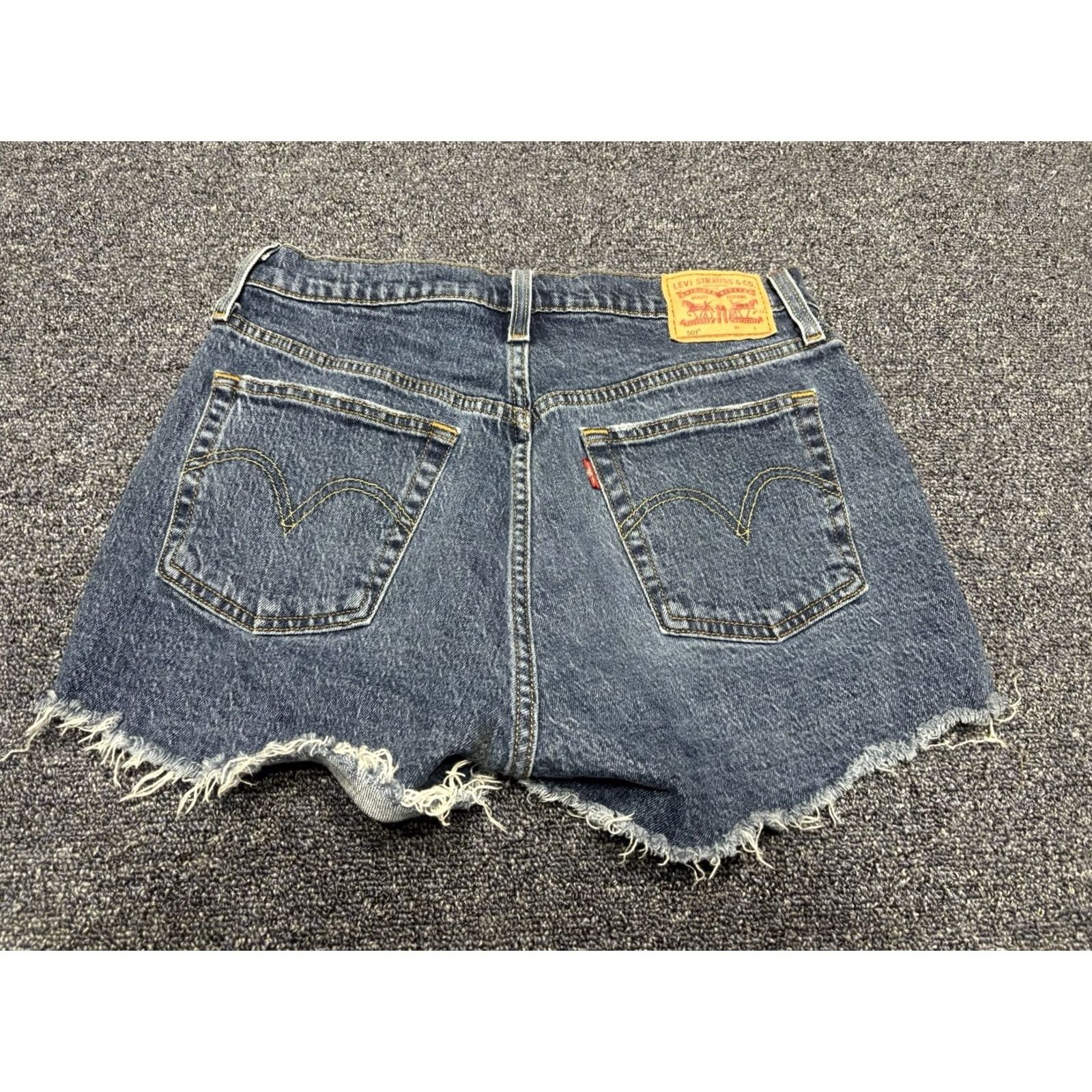 Levi's Womens Levi 501 Denim Shorts 29 Medium Wash High-rise Button Up 5-Pocket Design Length 3 in Size 29" - 4 Thumbnail