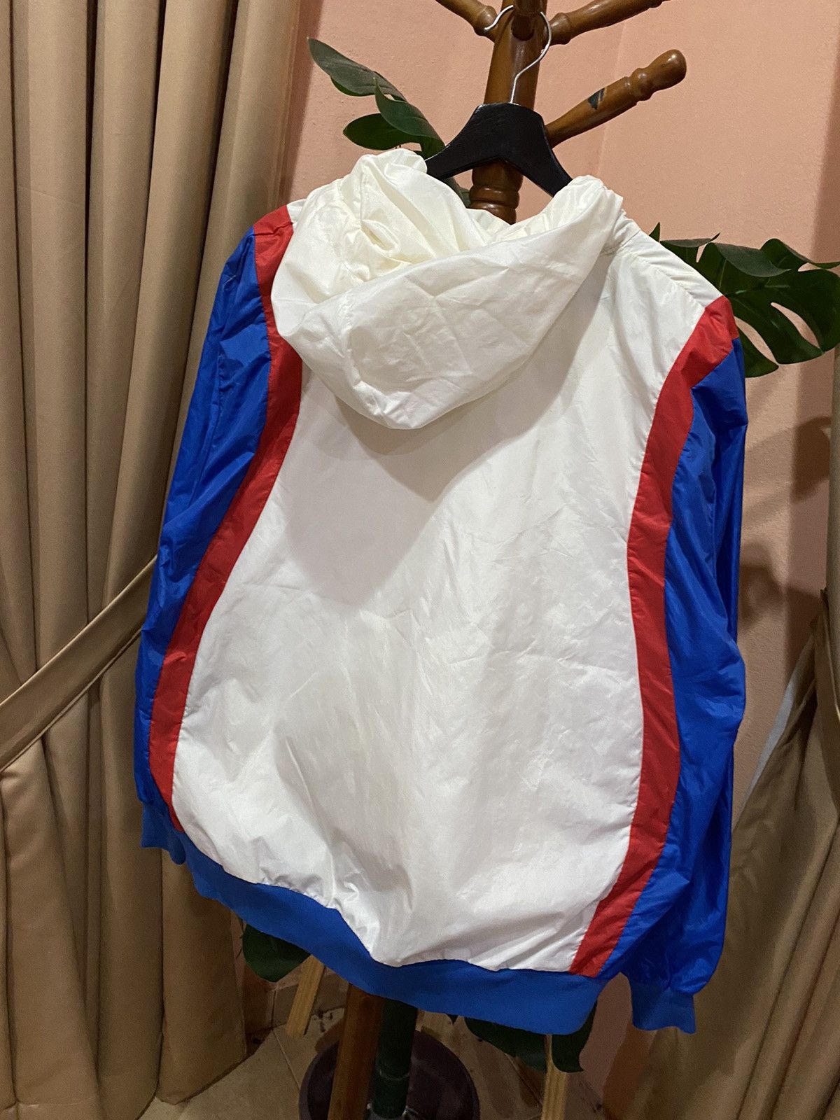 Nike Vintage Nike Athletics Jacket | Retro UK-Made Windbreaker Size US XL / EU 56 / 4 - 9 Thumbnail