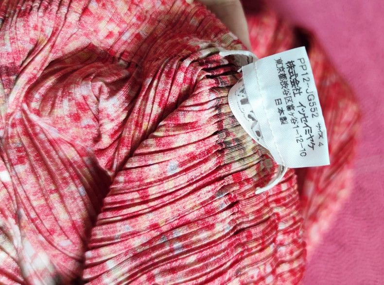 Issey Miyake Issey Miyake size:3 Pink Mosaic pleated cardigan Size M / US 6-8 / IT 42-44 - 9 Thumbnail