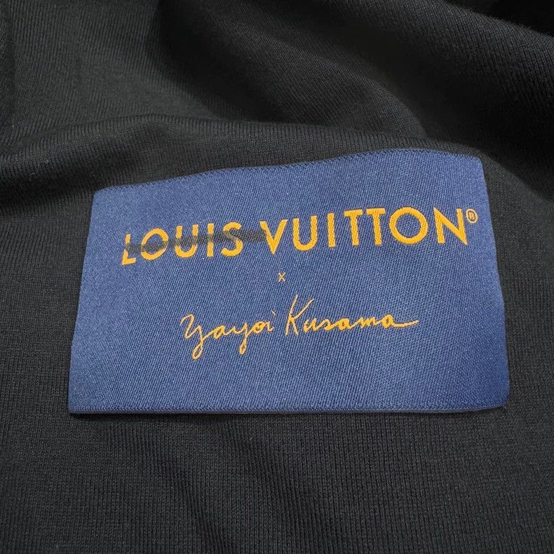 Louis Vuitton Louis Vuitton Yayoi Kusama polka-dot printed teddy jacket Size US XL / EU 56 / 4 - 2 Thumbnail
