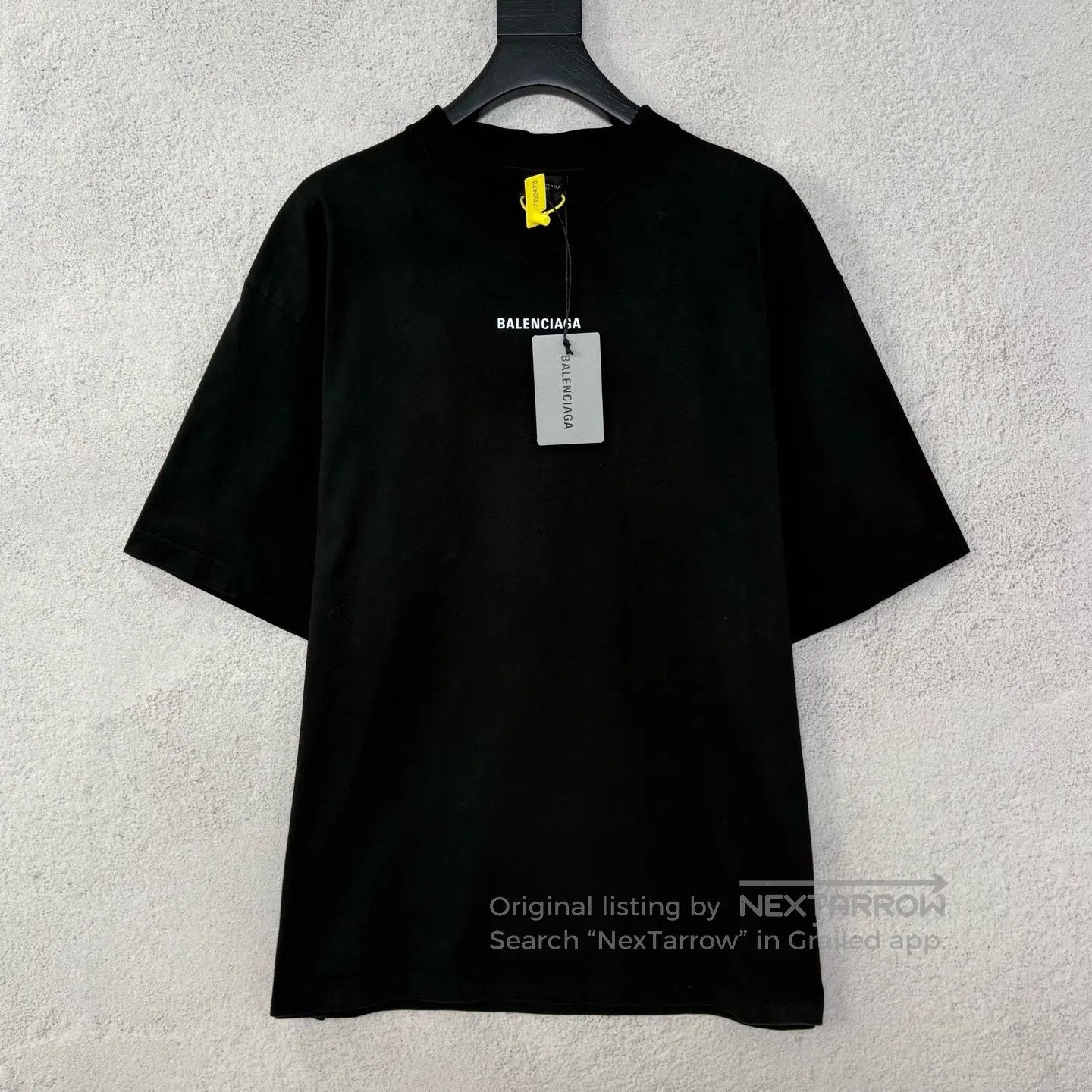 Balenciaga Balenciaga New letter logo with reflective 3M printed blac Size US M / EU 48-50 / 2 - 1 Thumbnail