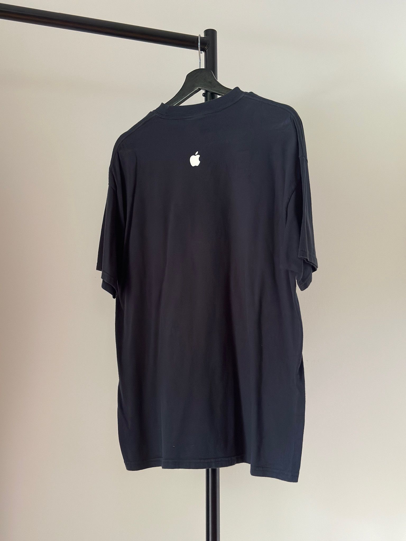 Apple × Microsoft × Vintage Vintage Y2K Apple 'Hello, I'm a Mac' T-Shirt Size US XL / EU 56 / 4 - 2 Thumbnail