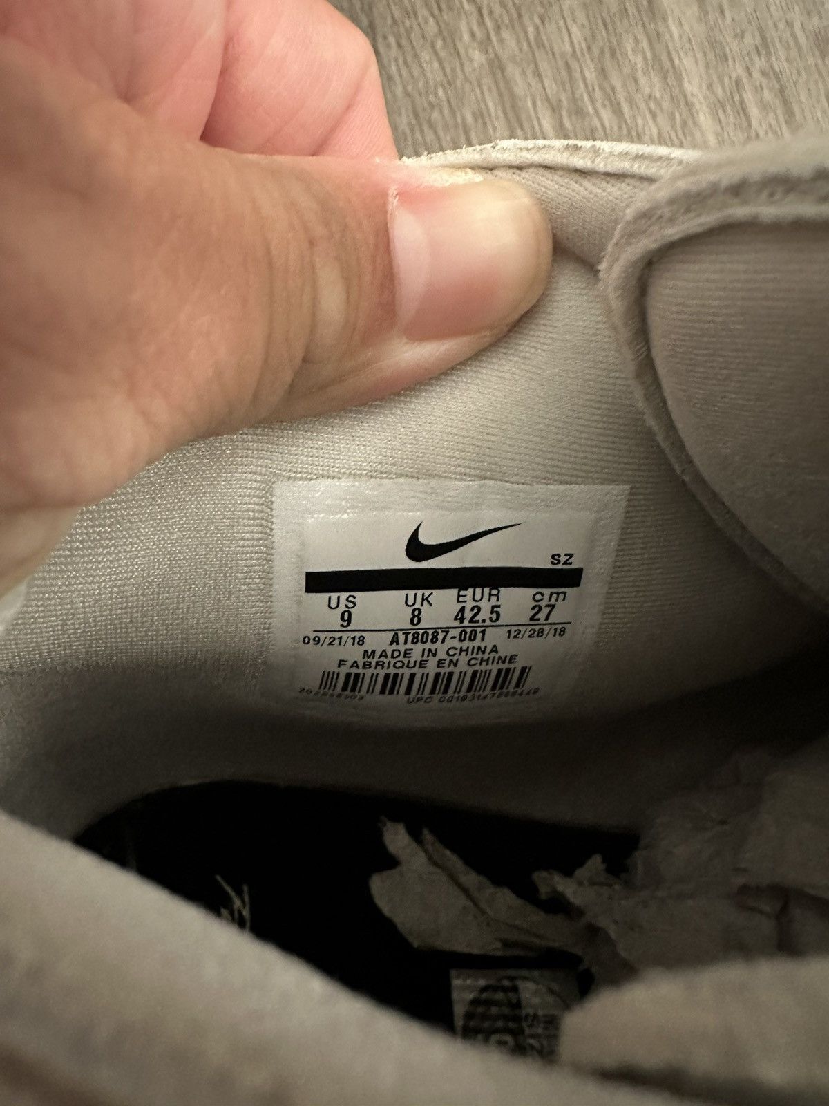 Fear of God × Nike Nike Air Fear of God Raid (2019) Size US 9 / EU 42 - 7 Thumbnail