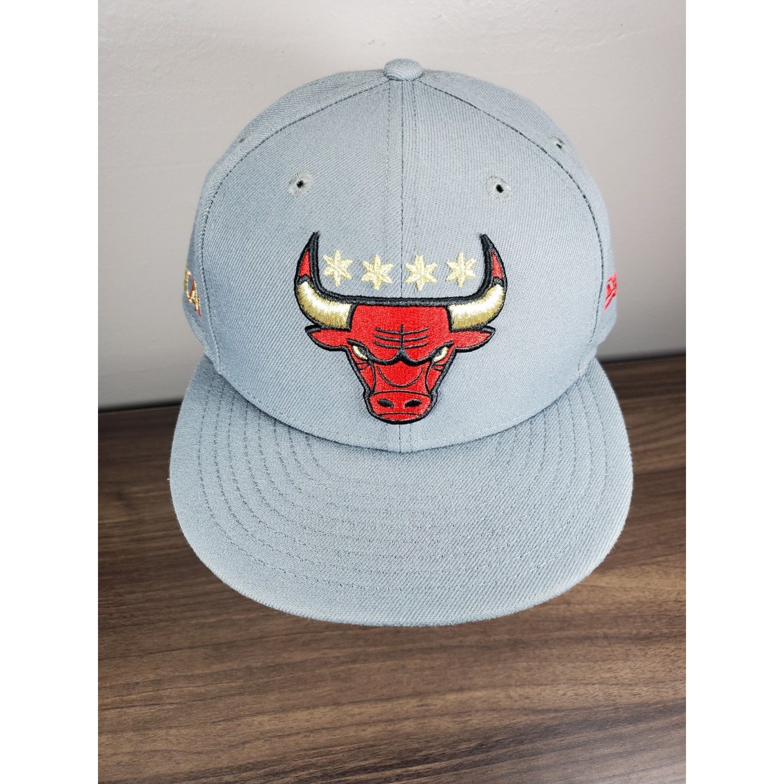NBA × New Era Chicago Bulls Grey New Era 9Fifty Snapback Hat Cap Red Gold Size ONE SIZE - 2 Thumbnail