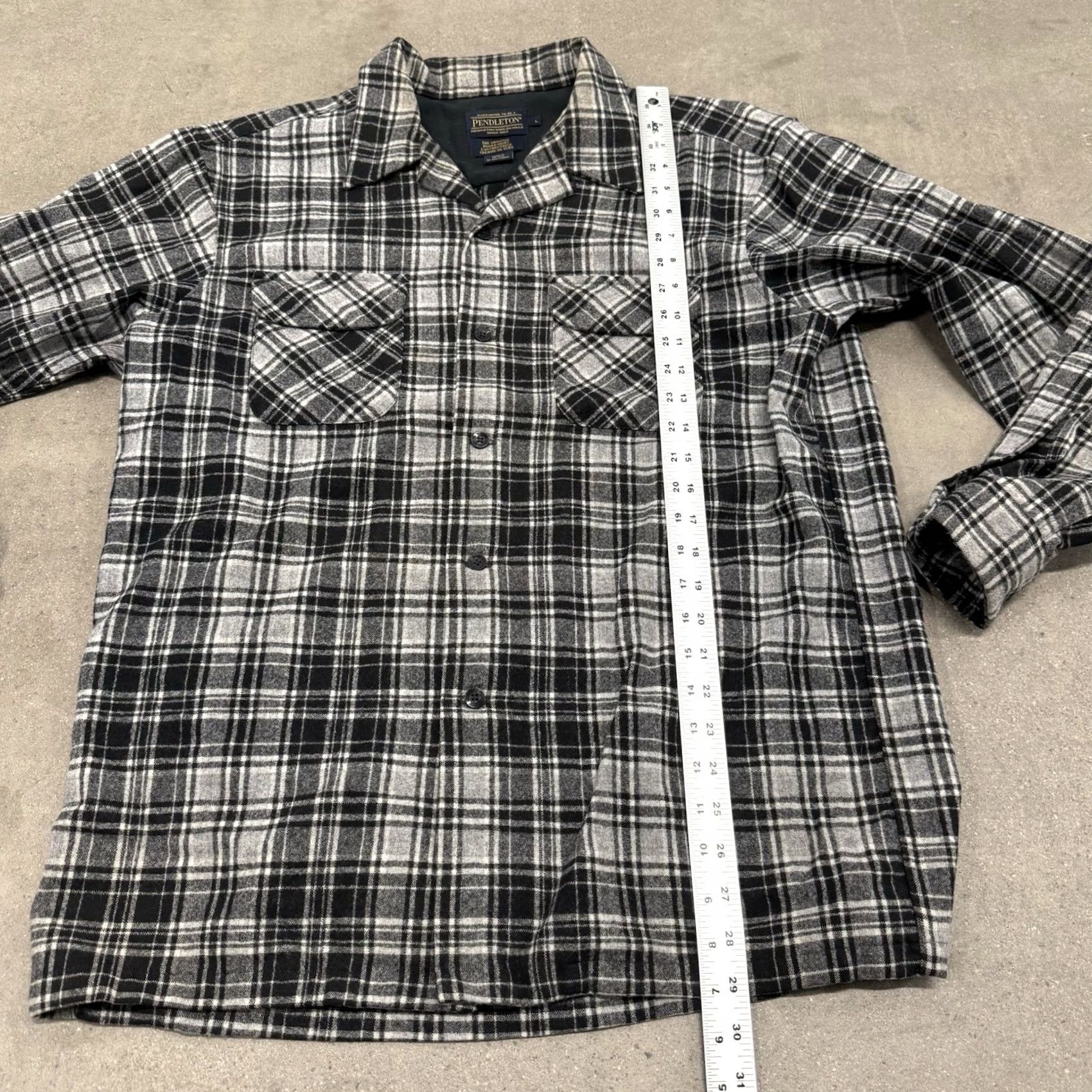 Pendleton Pendleton The Original Board Shirt Mens Large Tall Black Grey Plaid Virgin Wool Size US L / EU 52-54 / 3 - 5 Thumbnail