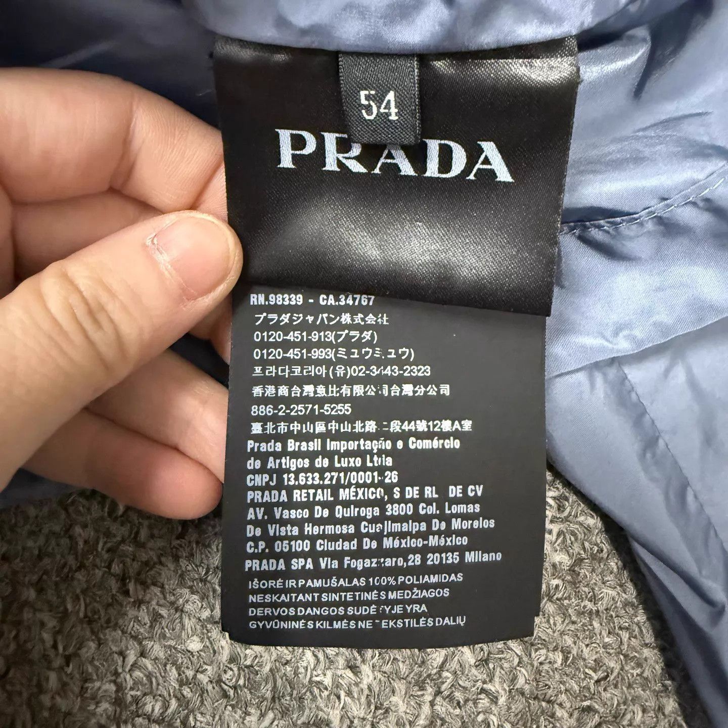 Prada Prada blue triangle logo nylon jacket size 54 Size US L / EU 52-54 / 3 - 4 Thumbnail