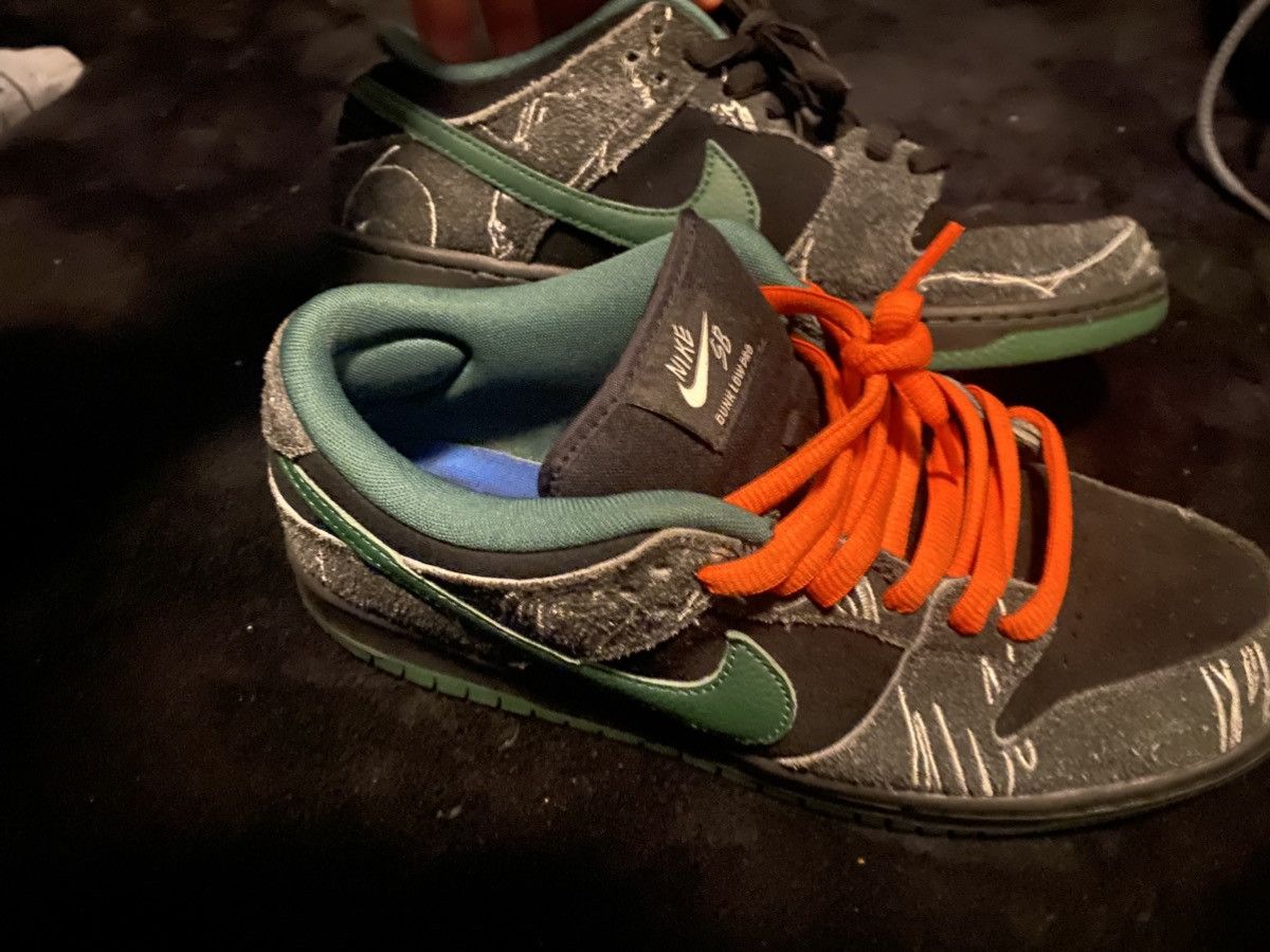 Nike SB THERE Skateboard x Nike dunk Low SB ‘Ultra Humanized’ Size US 9.5 / EU 42-43 - 9 Thumbnail