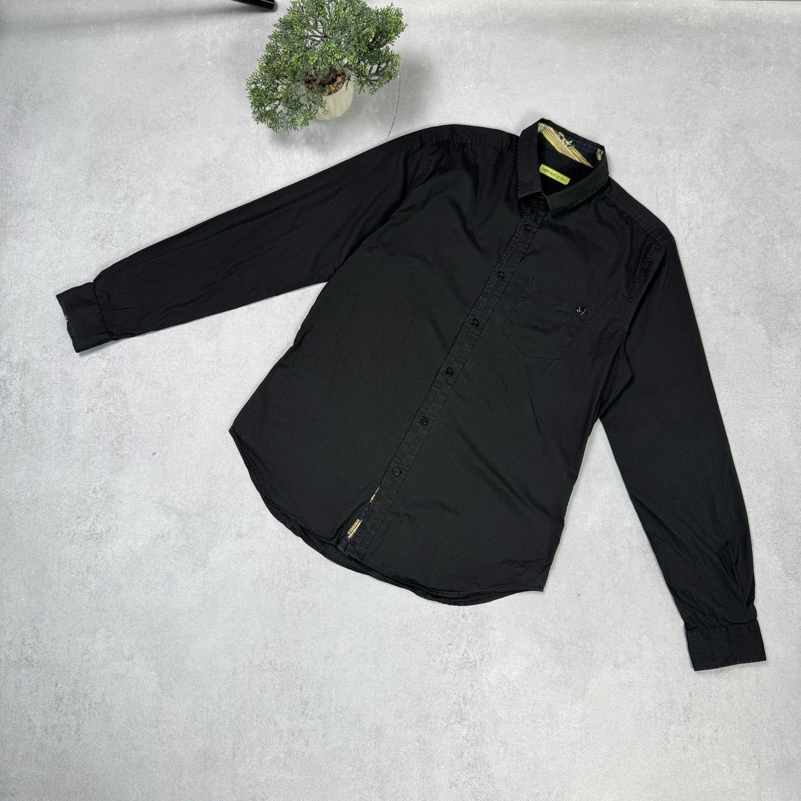 Versace Versace Jeans Men Button Up Shirt Black Size S Size US S / EU 44-46 / 1 - 1 Thumbnail
