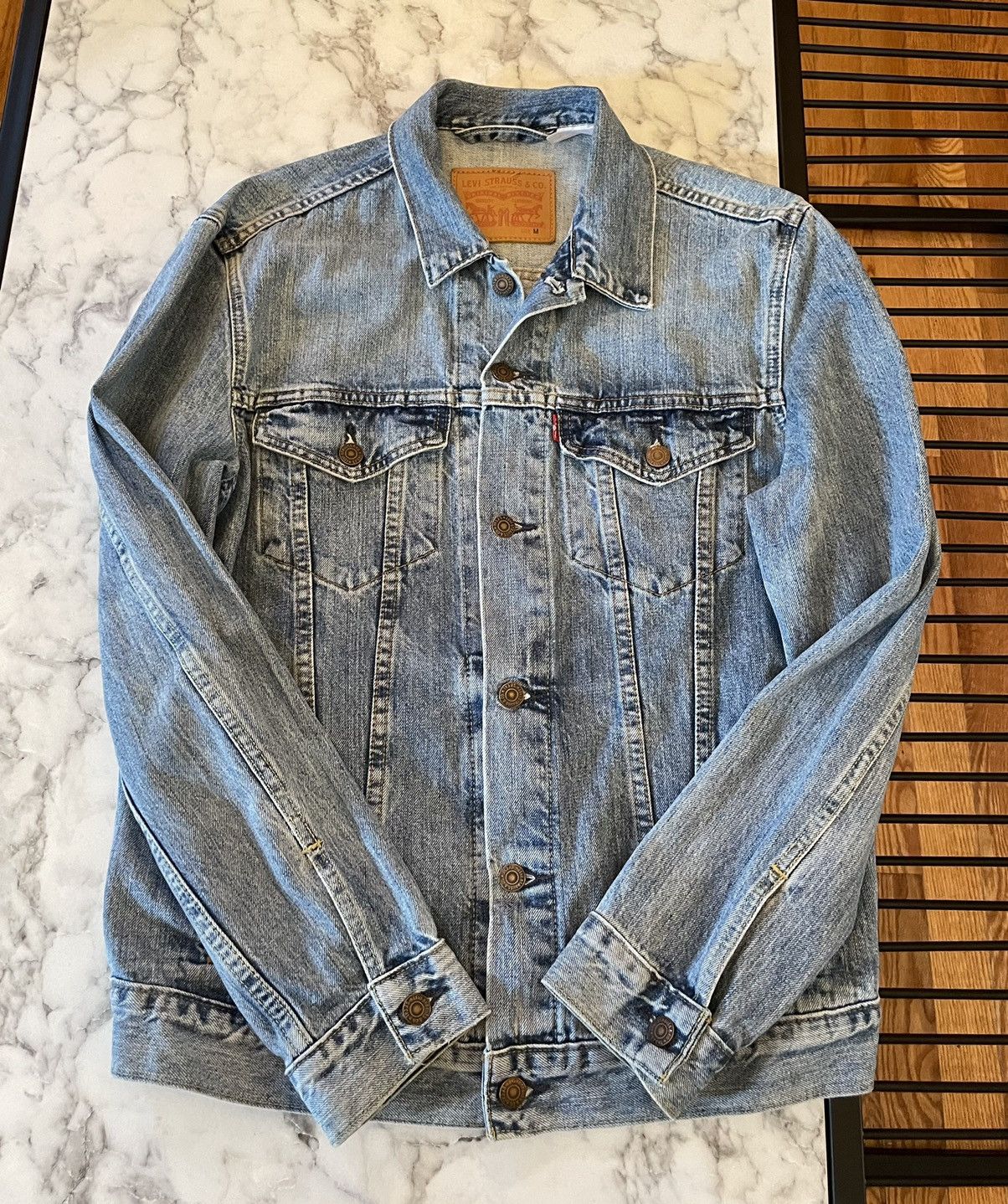 Levi's Vintage Levi’s washed blue denim jacket Size US M / EU 48-50 / 2 - 1 Thumbnail