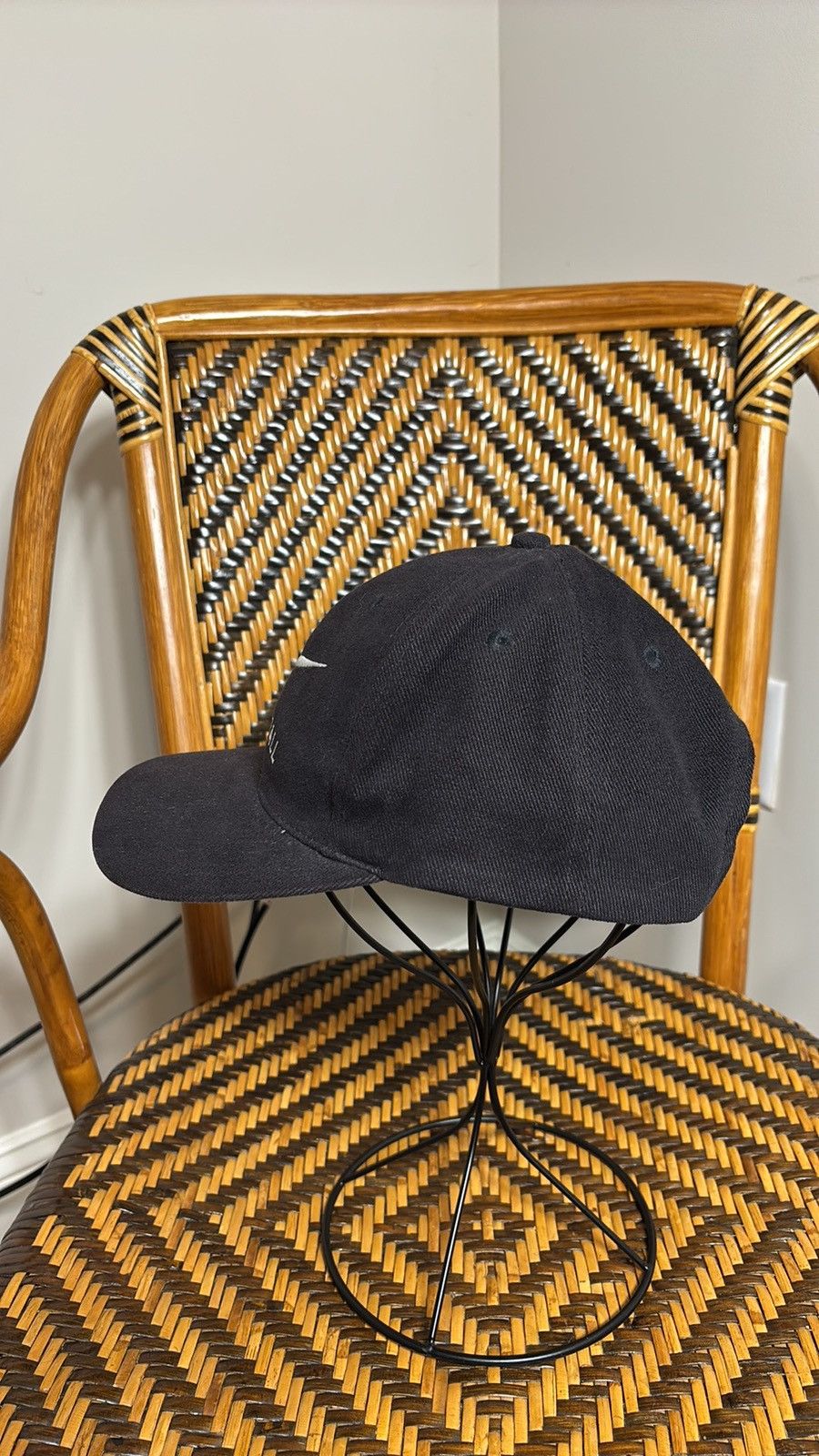 Nike Vintage Nike Basketball Snapback Hat Size ONE SIZE - 2 Thumbnail