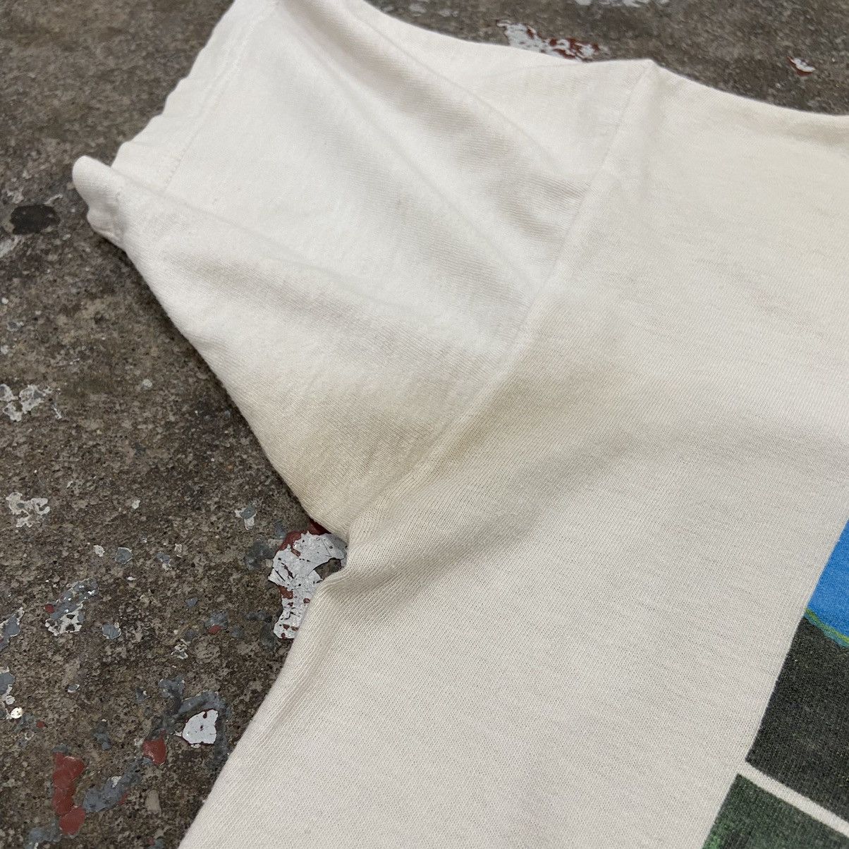 Vintage Vintage 1990s Hollywood White Boxy Graphic Tee Size US M / EU 48-50 / 2 - 5 Thumbnail