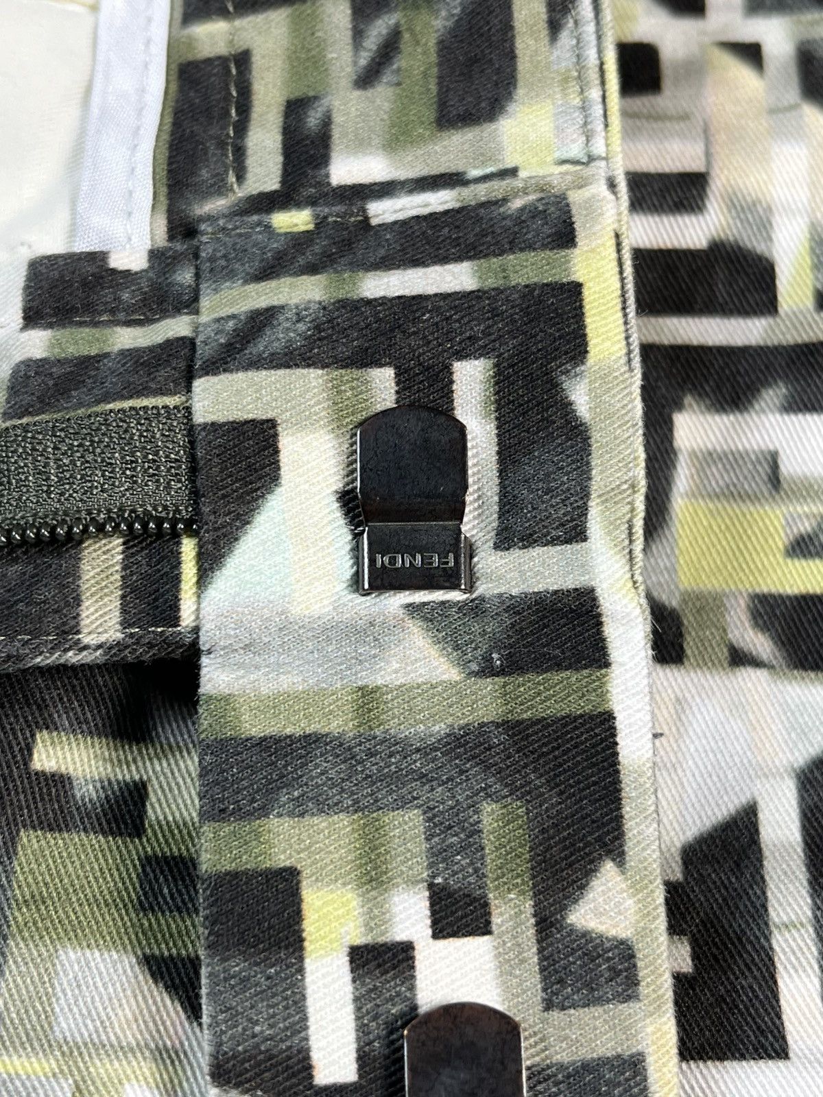 Fendi Fendi FF Monogram Shorts Green 48 Italy Size US 34 / EU 50 - 8 Thumbnail