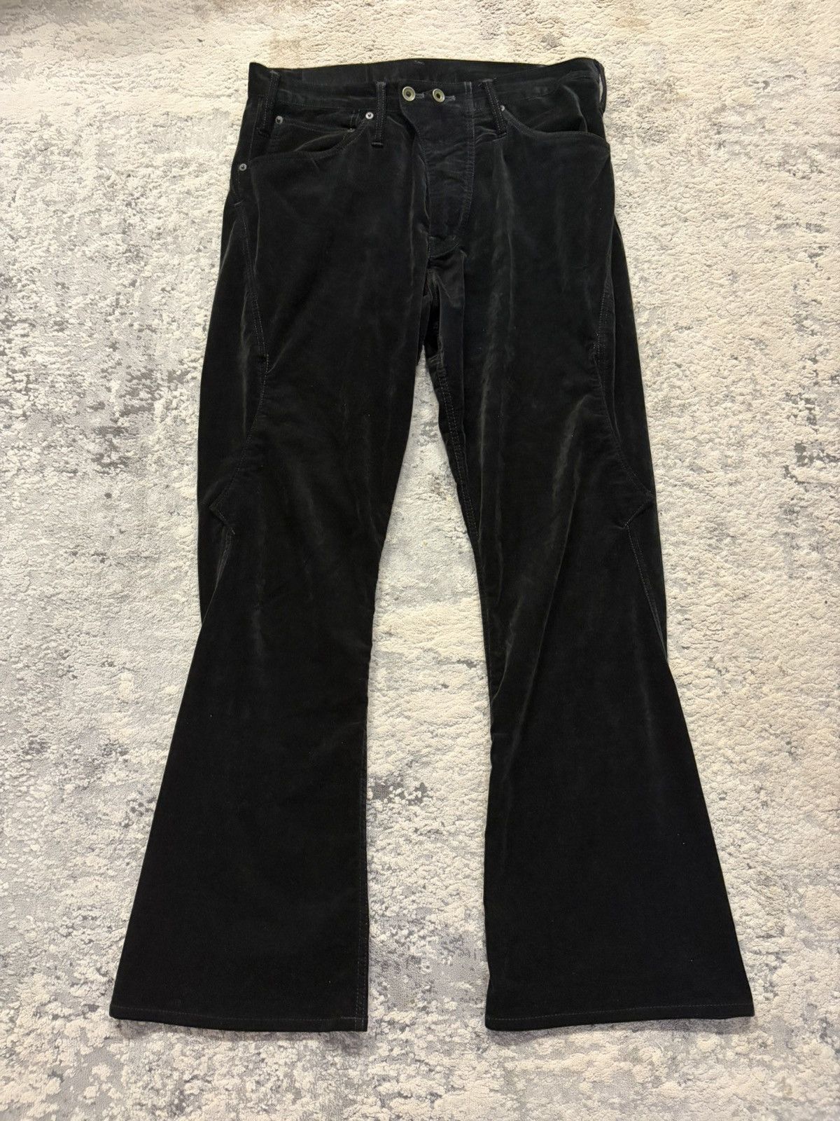 Le Grande Bleu (L.G.B.) LGB - Lazy Wolf Black Velvet Flare Jeans Size US 32 / EU 48 - 1 Thumbnail