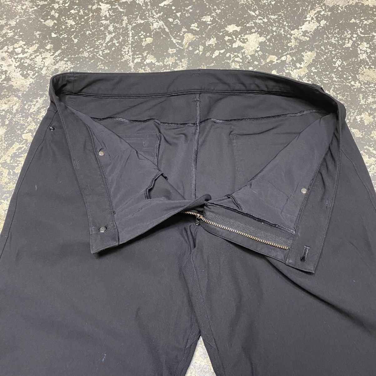 Lululemon × Vintage Lululemon Men’s ABC Pants Slim Fit Black Size US 38 / EU 54 - 9 Thumbnail