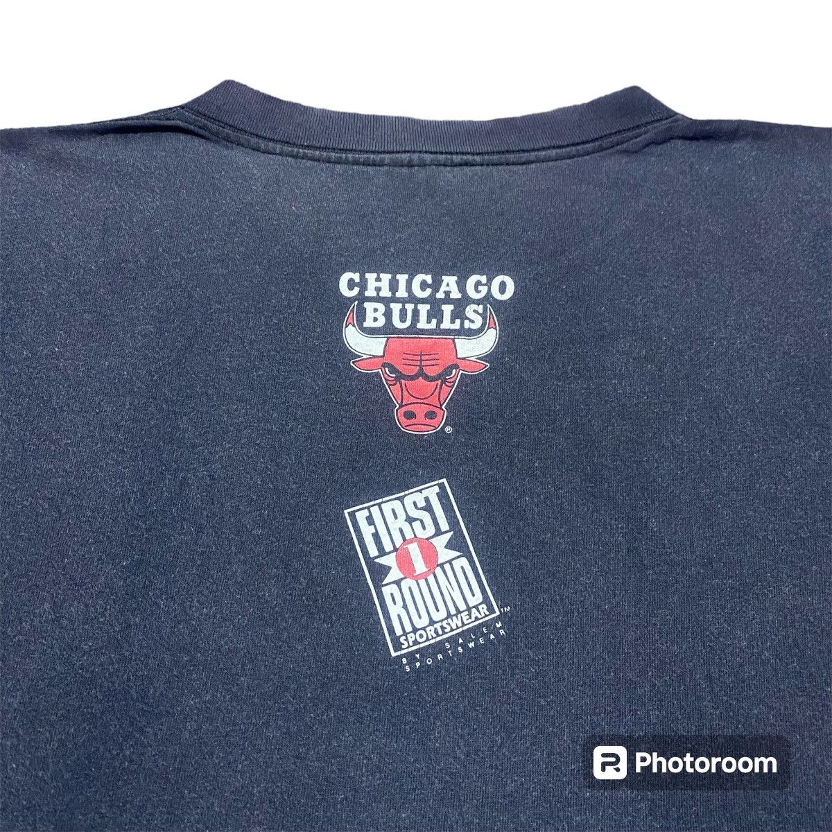 NBA × Vintage Rare‼️🔥Vintage Chicago Bulls NBA Basketball T-Shirt Size US M / EU 48-50 / 2 - 8 Thumbnail