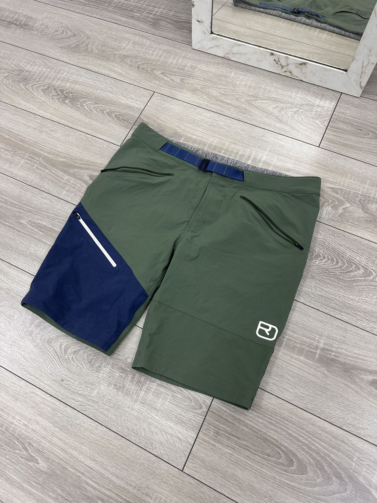 ORTOVOX Ortovox Softshell Shorts Outdoor Size US 36 / EU 52 - 2 Thumbnail