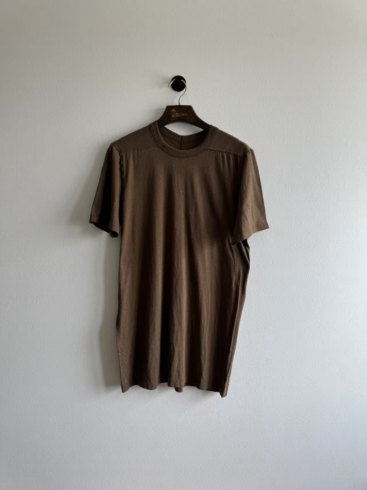 Rick Owens Rick Owens Level Short-Sleeve T-Shirt Bean Size US L / EU 52-54 / 3 - 1 Thumbnail