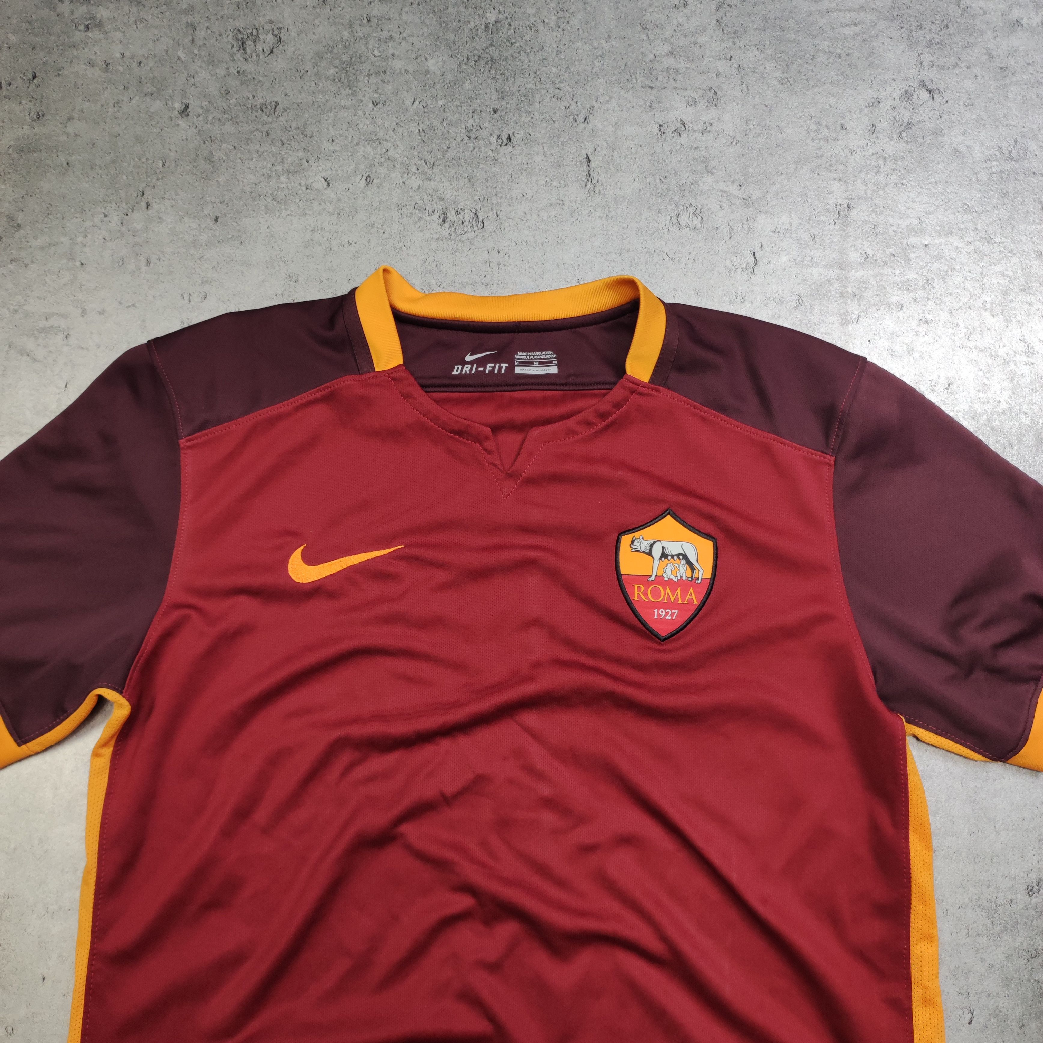 Nike RARE Nike x AS Roma Football Home 2015 Jersey Size US M / EU 48-50 / 2 - 3 Thumbnail