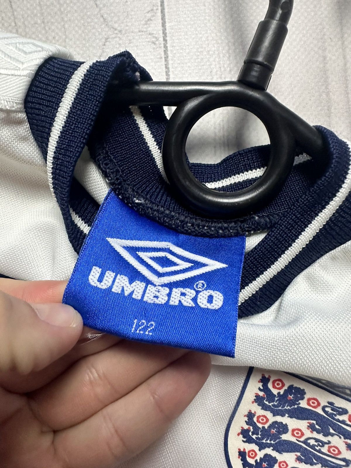 Umbro × Vintage Vintage Umbro England soccer jersey kids rare Size US XXS / EU 40 - 3 Thumbnail