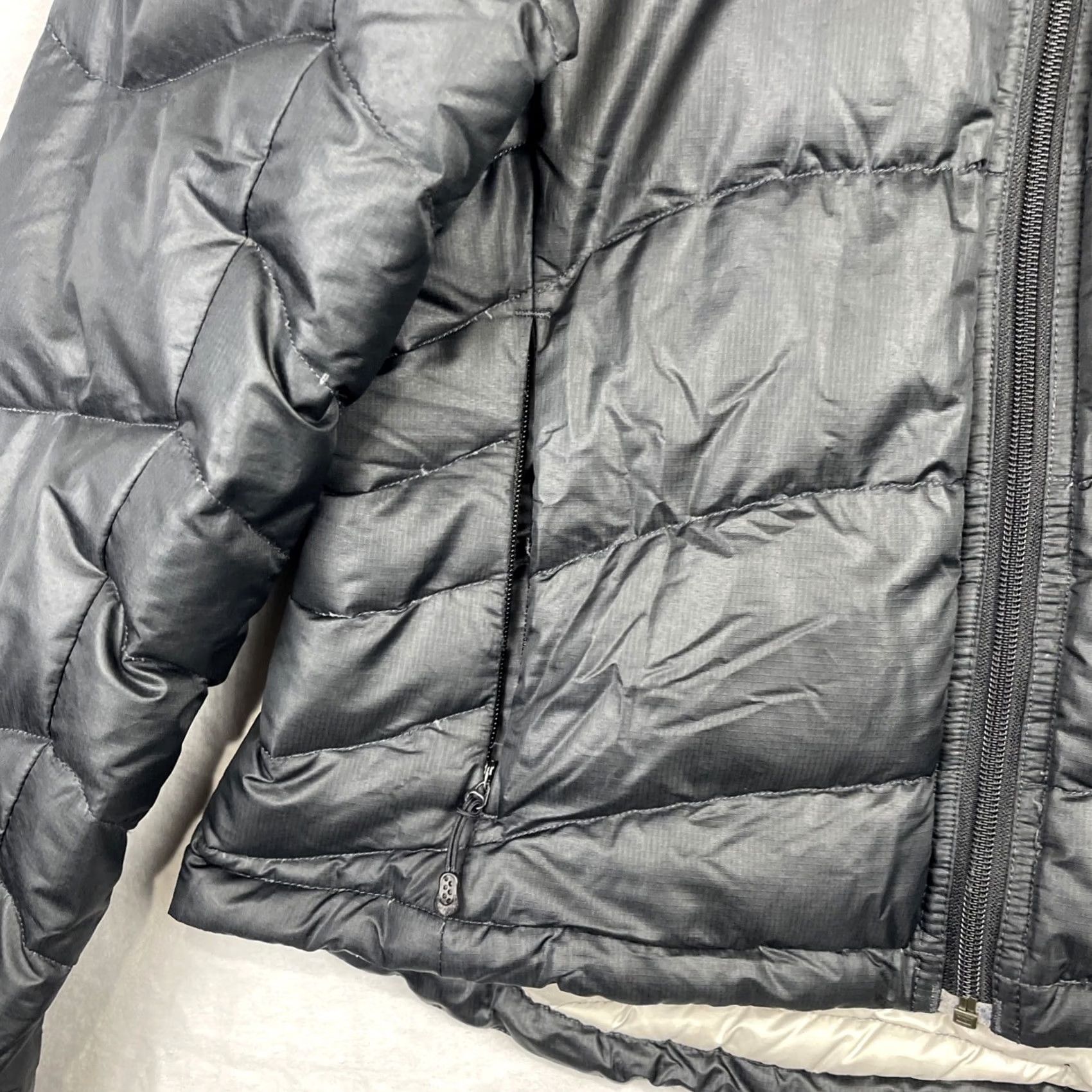 Patagonia VINTAGE Patagonia Jacket Womens Small Black Down Puffer Fleece Collar Zip Up Y2K Mens? Womens Size S / US 4 / IT 40 - 4 Thumbnail